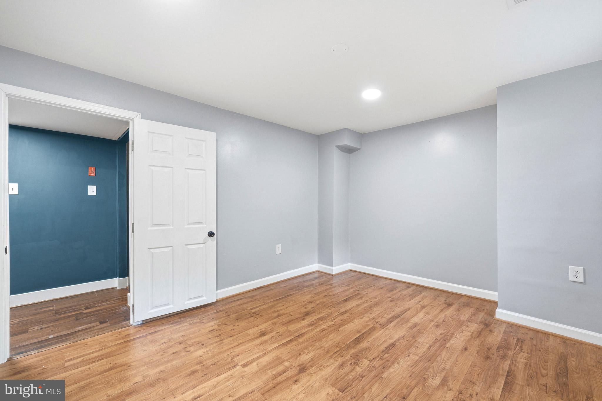 MOUNT CARMEL WOODS - Residential