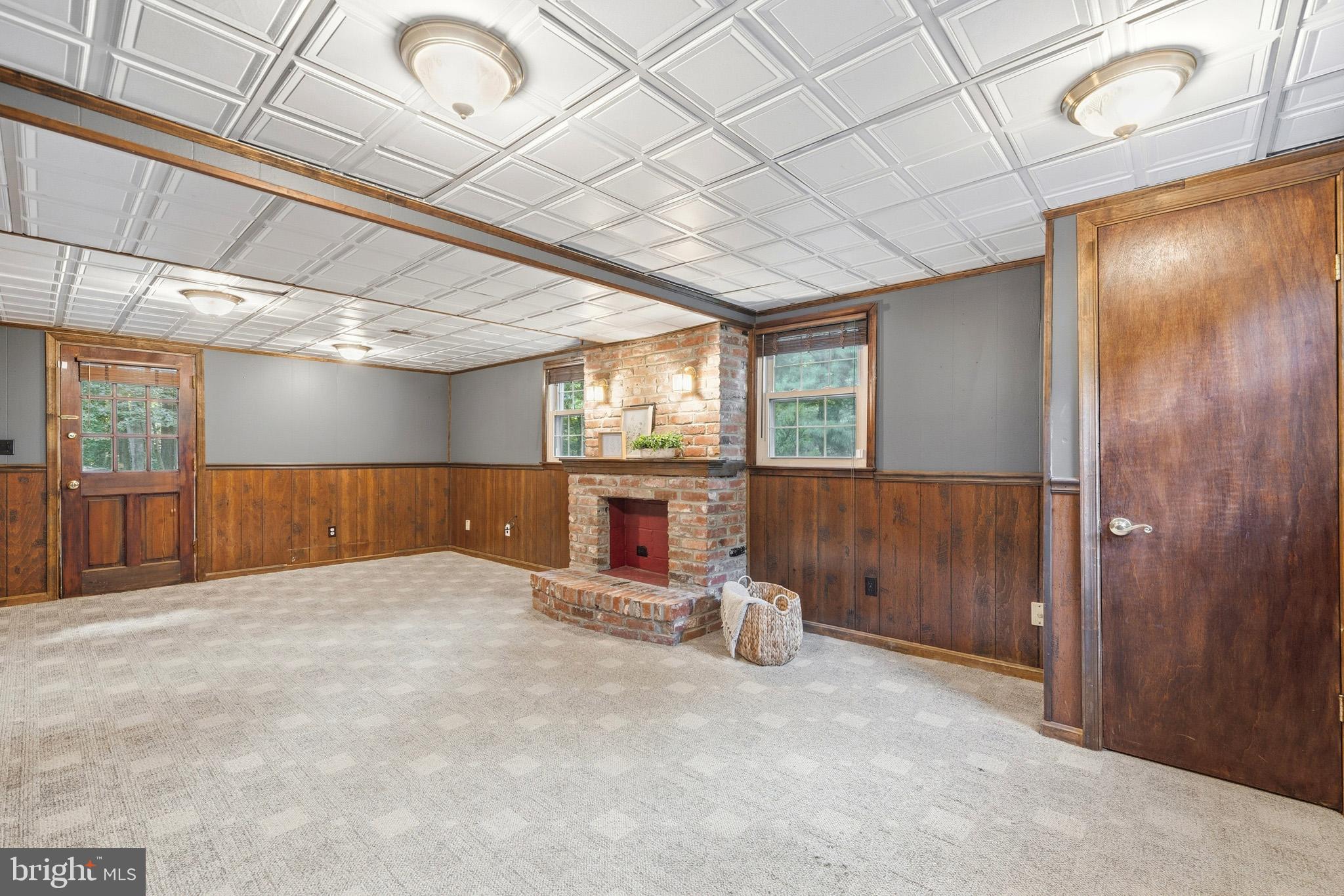 MOUNT CARMEL WOODS - Residential