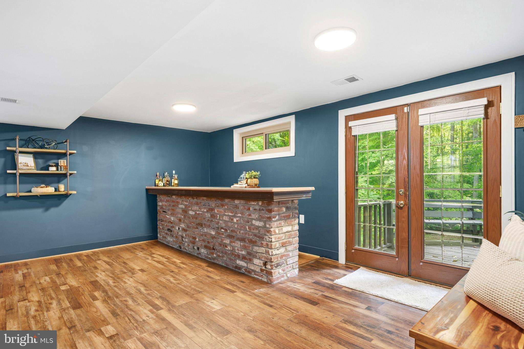 MOUNT CARMEL WOODS - Residential