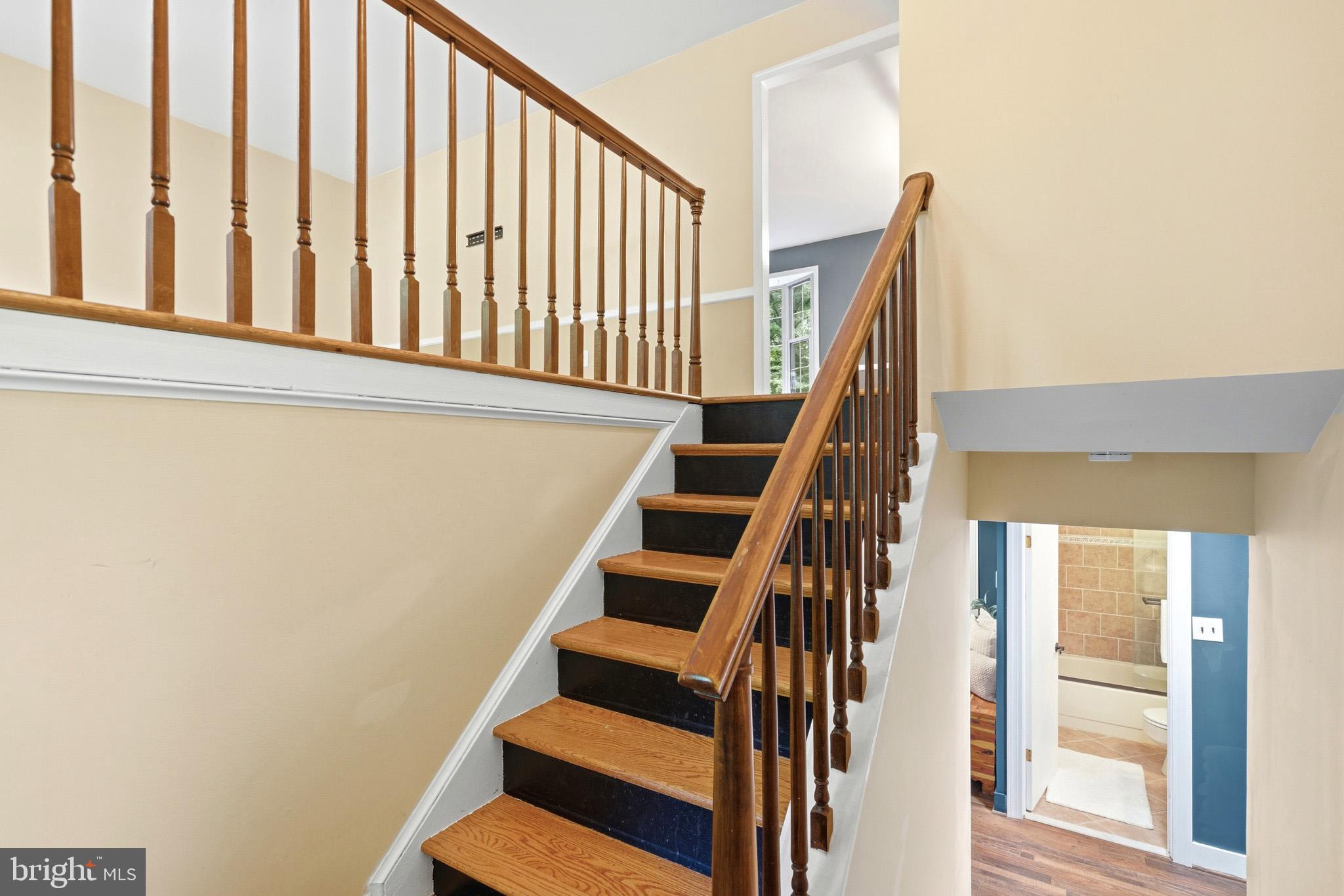 MOUNT CARMEL WOODS - Residential