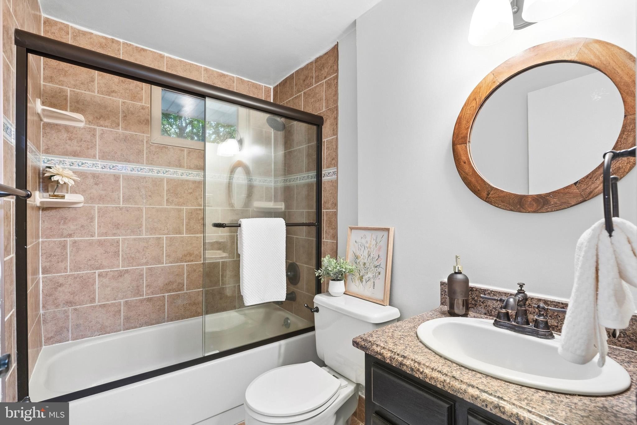 MOUNT CARMEL WOODS - Residential