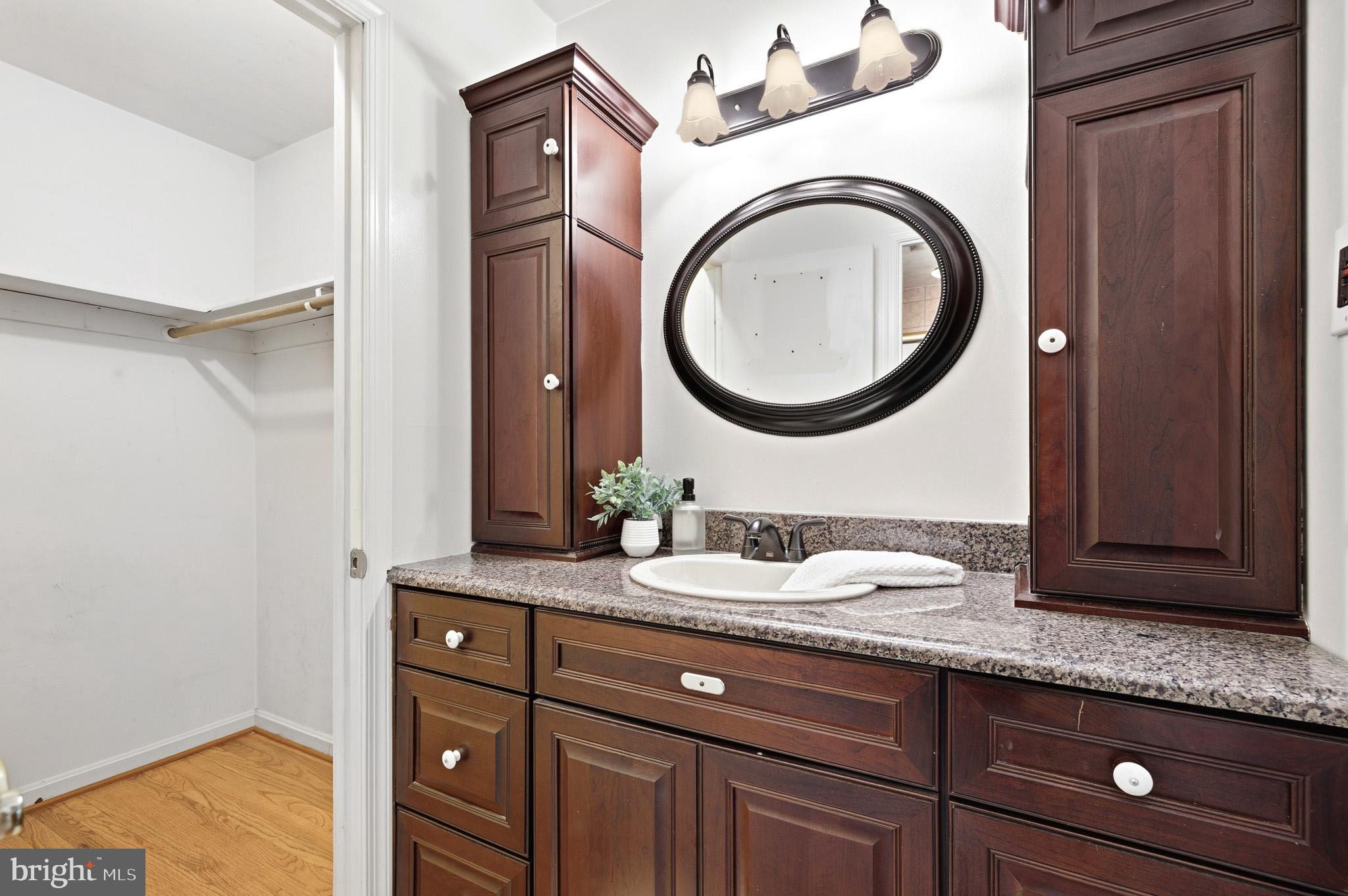 MOUNT CARMEL WOODS - Residential