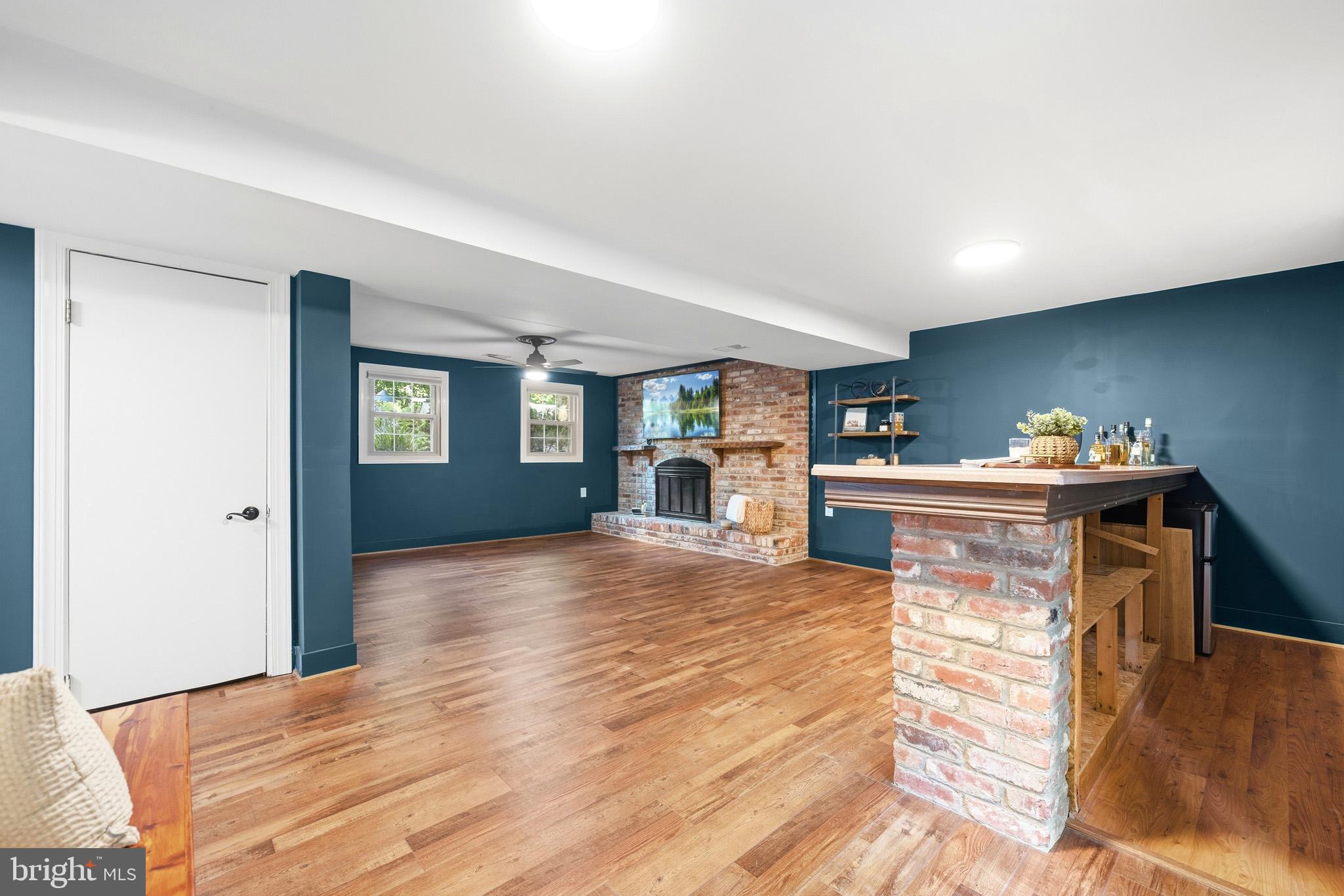 MOUNT CARMEL WOODS - Residential