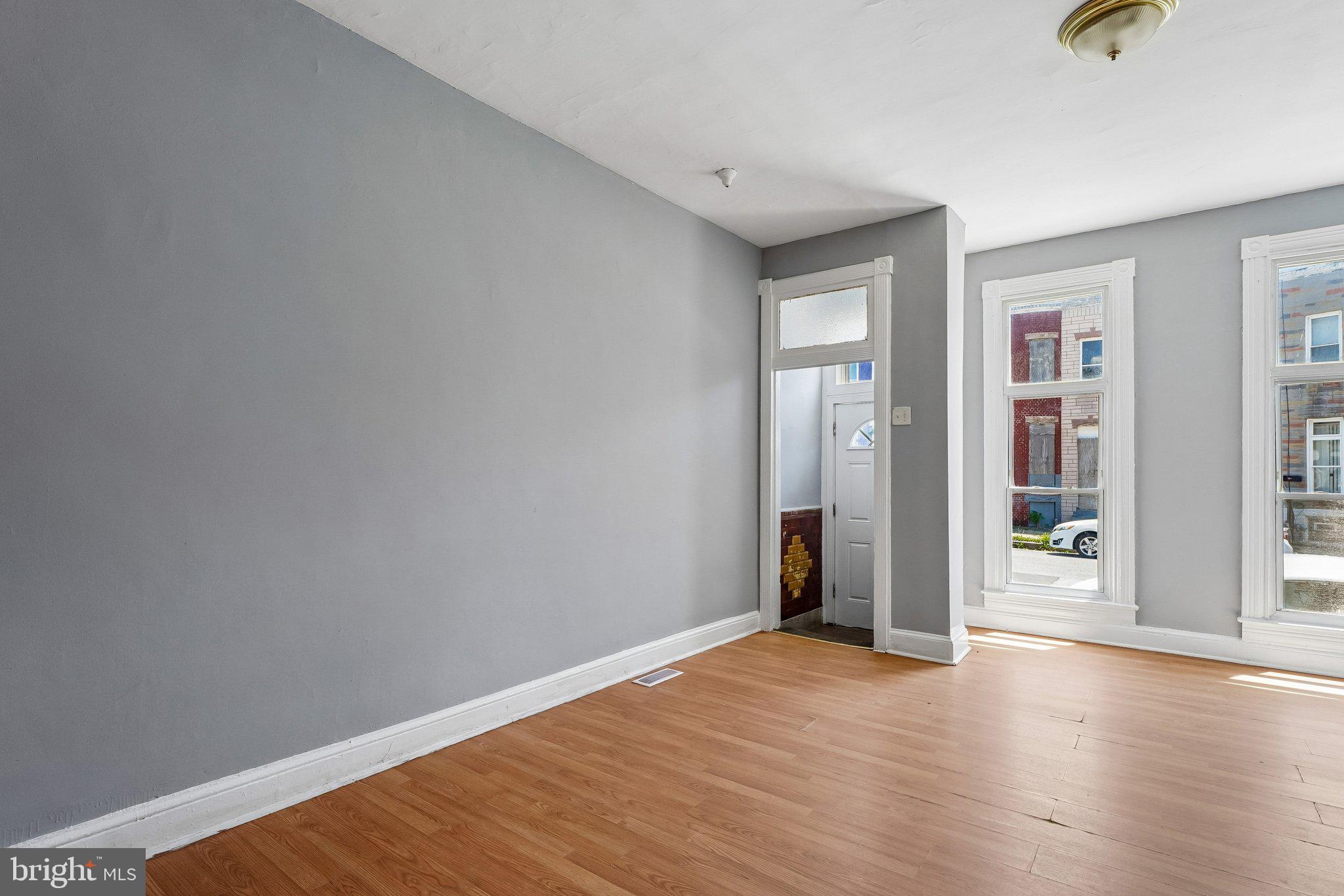 BROADWAY EAST - Residential
