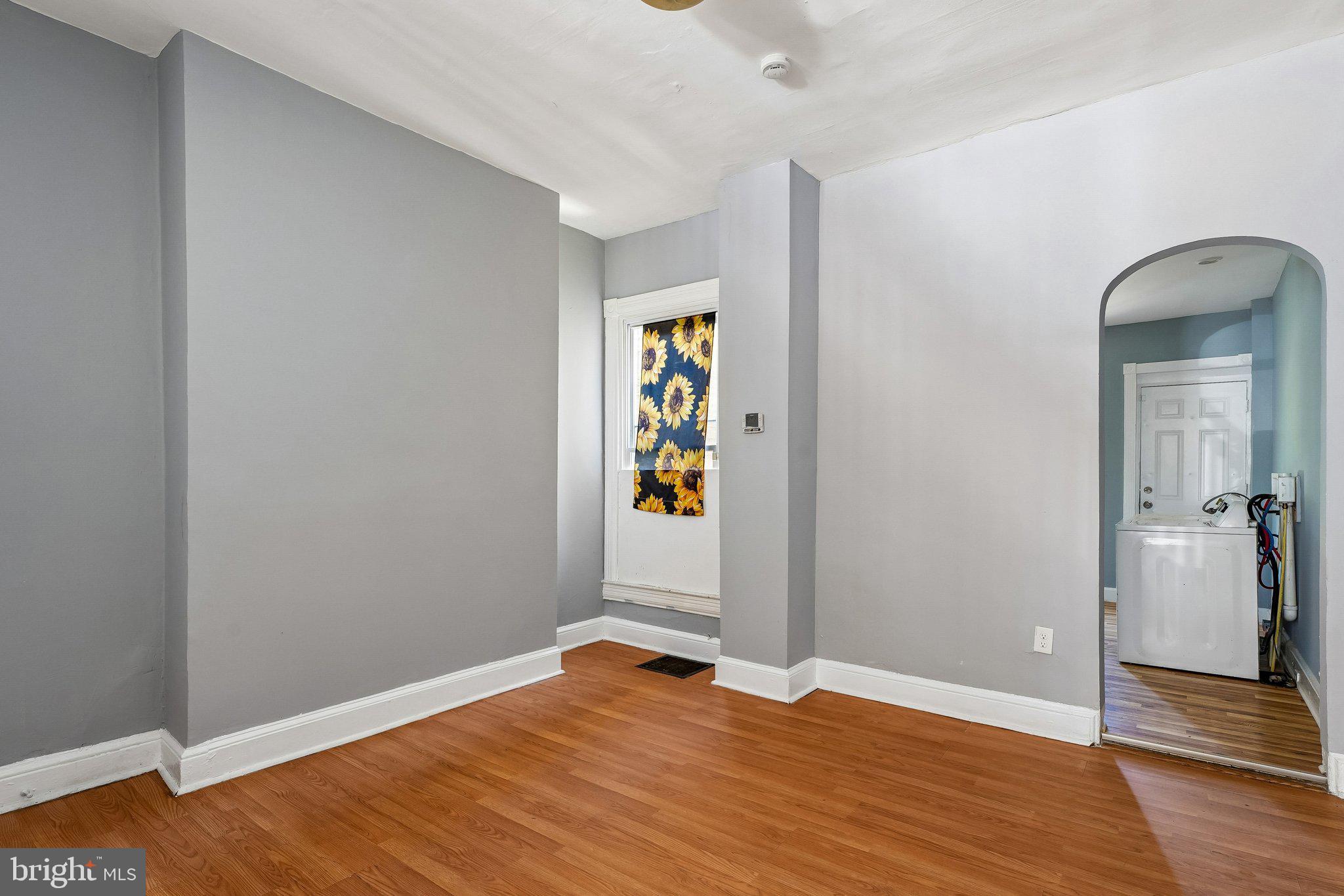 BROADWAY EAST - Residential