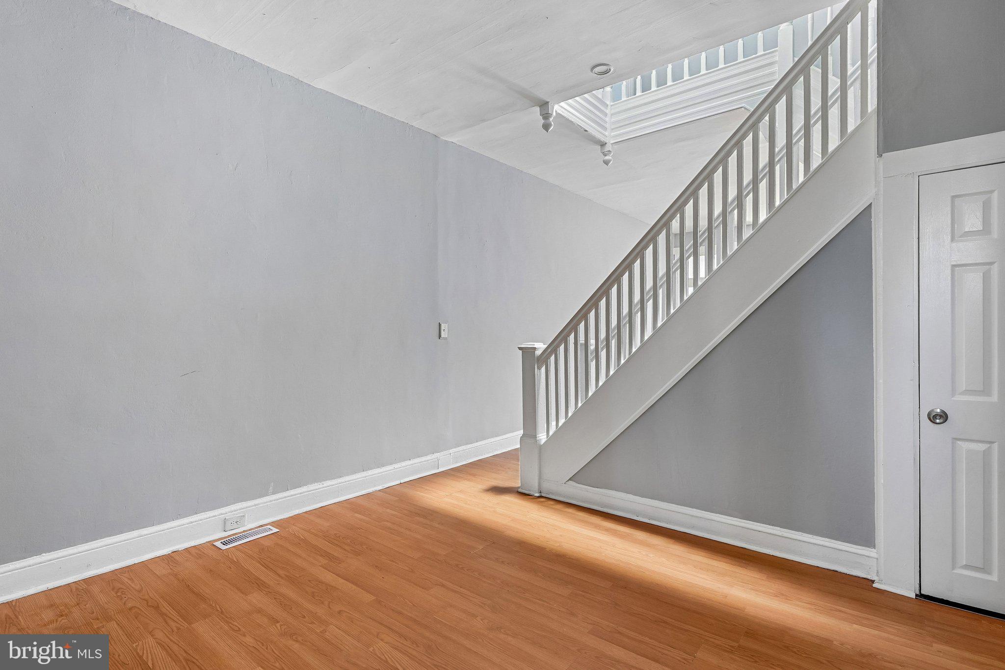 BROADWAY EAST - Residential