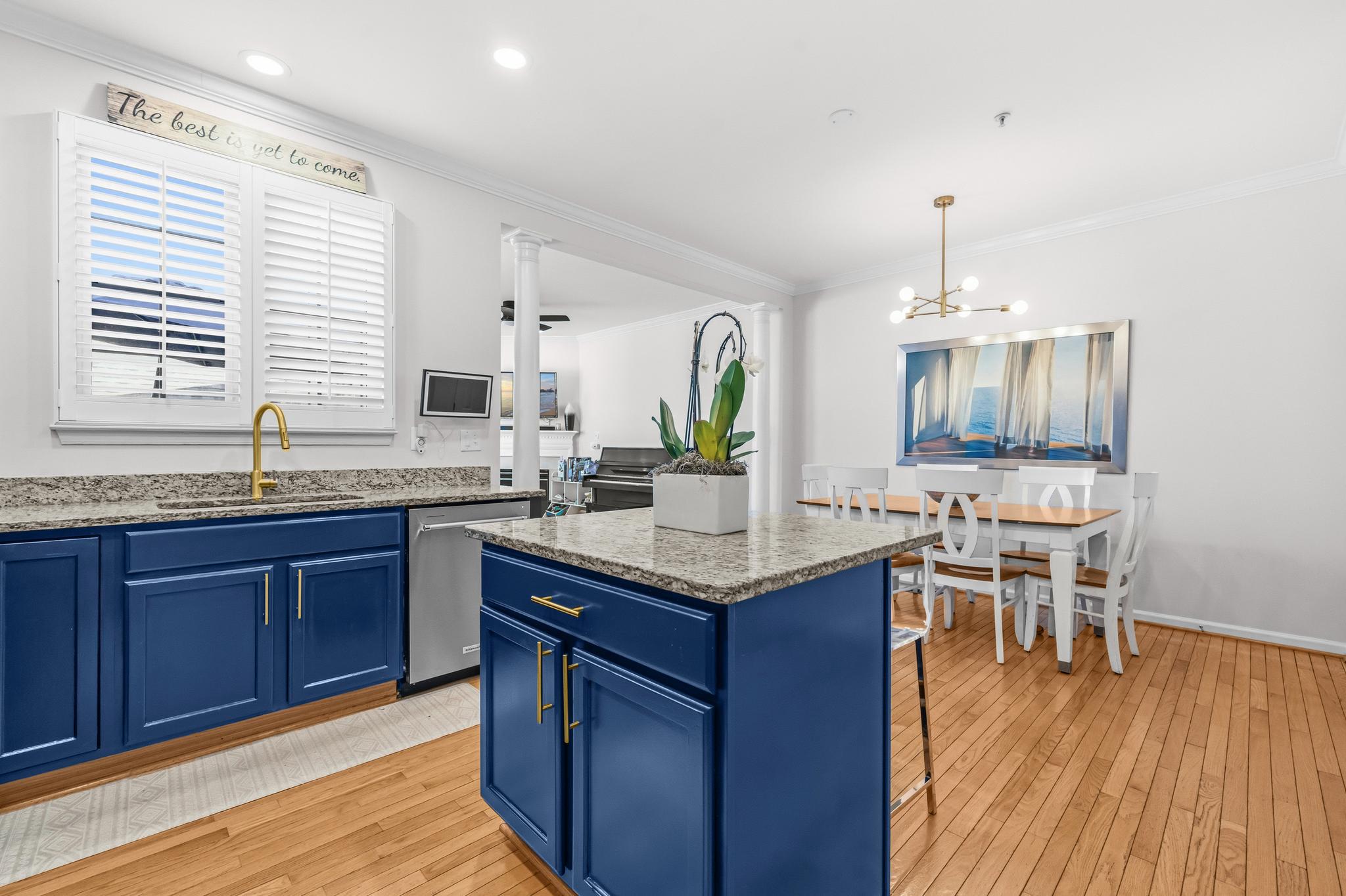 LAKELANDS - Residential