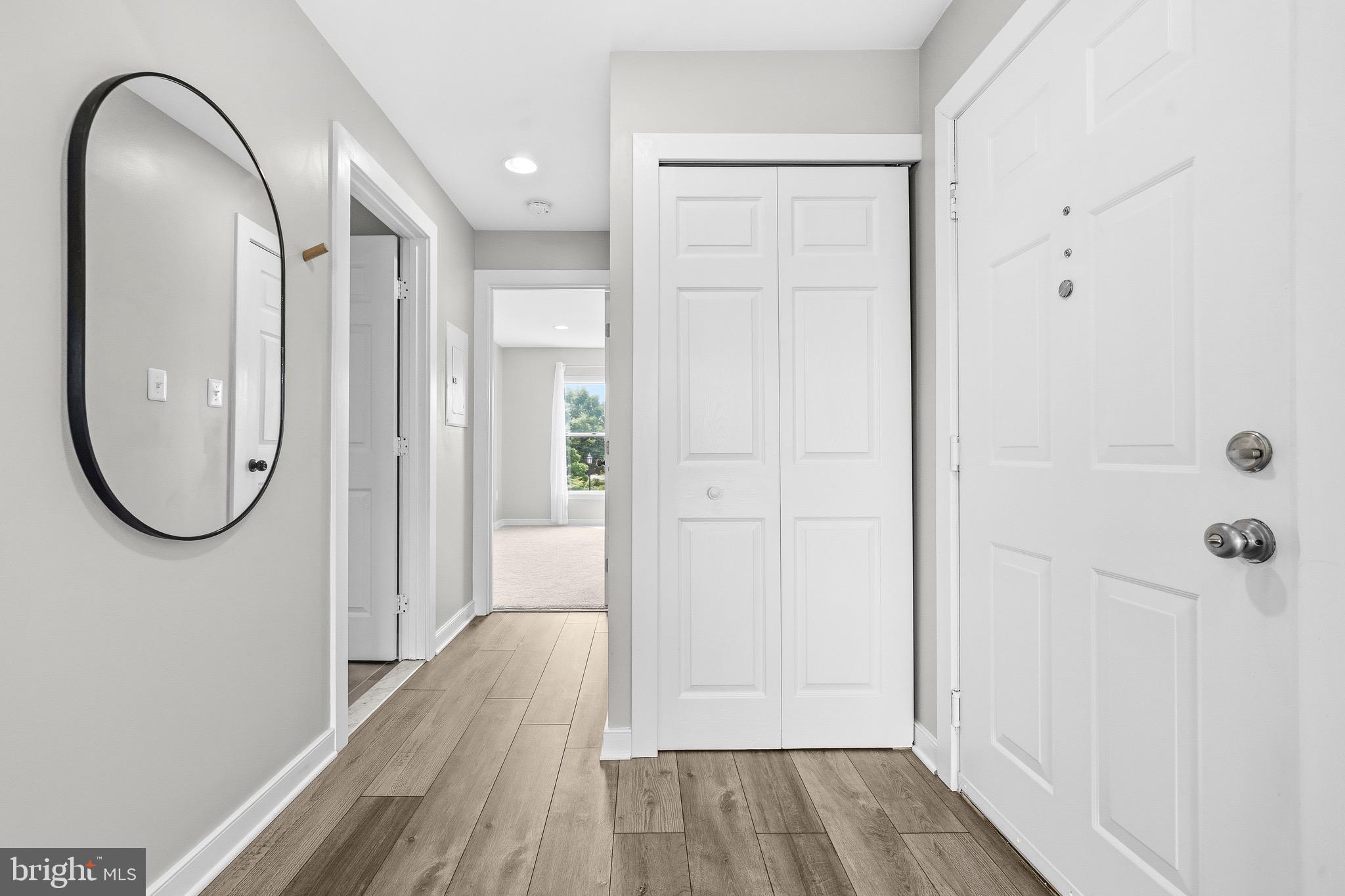 ASHBURN VILLAGE - Residential
