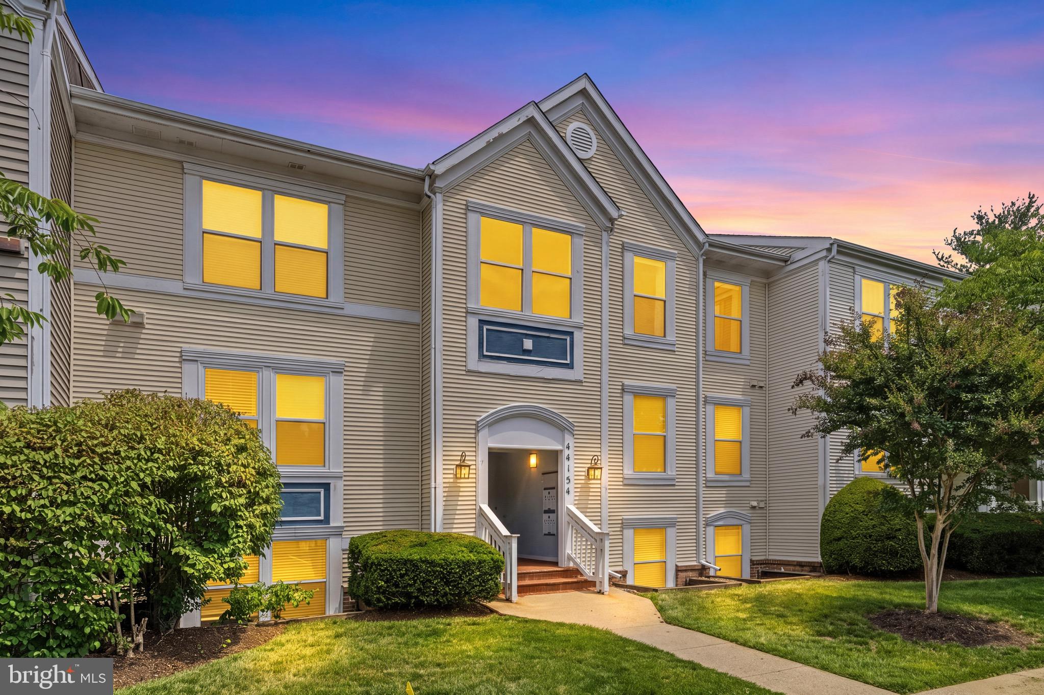 Welcome to this beautifully updated top-floor condo in the sought-after Lakeshore community of Ashburn Village! Featuring soaring vaulted ceilings and stylish upgrades throughout, this home offers both comfort and convenience. Luxury vinyl plank flooring runs throughout the condo, providing durability and modern appeal. The kitchen boasts quartz countertops, stainless steel appliances, and ample cabinet space. The updated bathroom showcases an oversized walk-in shower that is sure to impress. The spacious bedroom includes brand new carpet and recessed lighting. Conveniently located near shopping, dining, and all of the exceptional amenities Ashburn Village has to offer, this move-in-ready gem is one you won't want to miss!