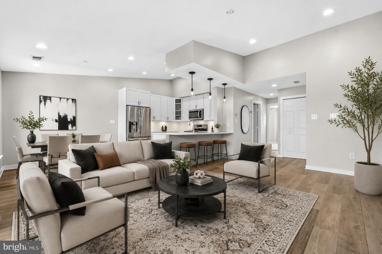 ASHBURN VILLAGE - Residential