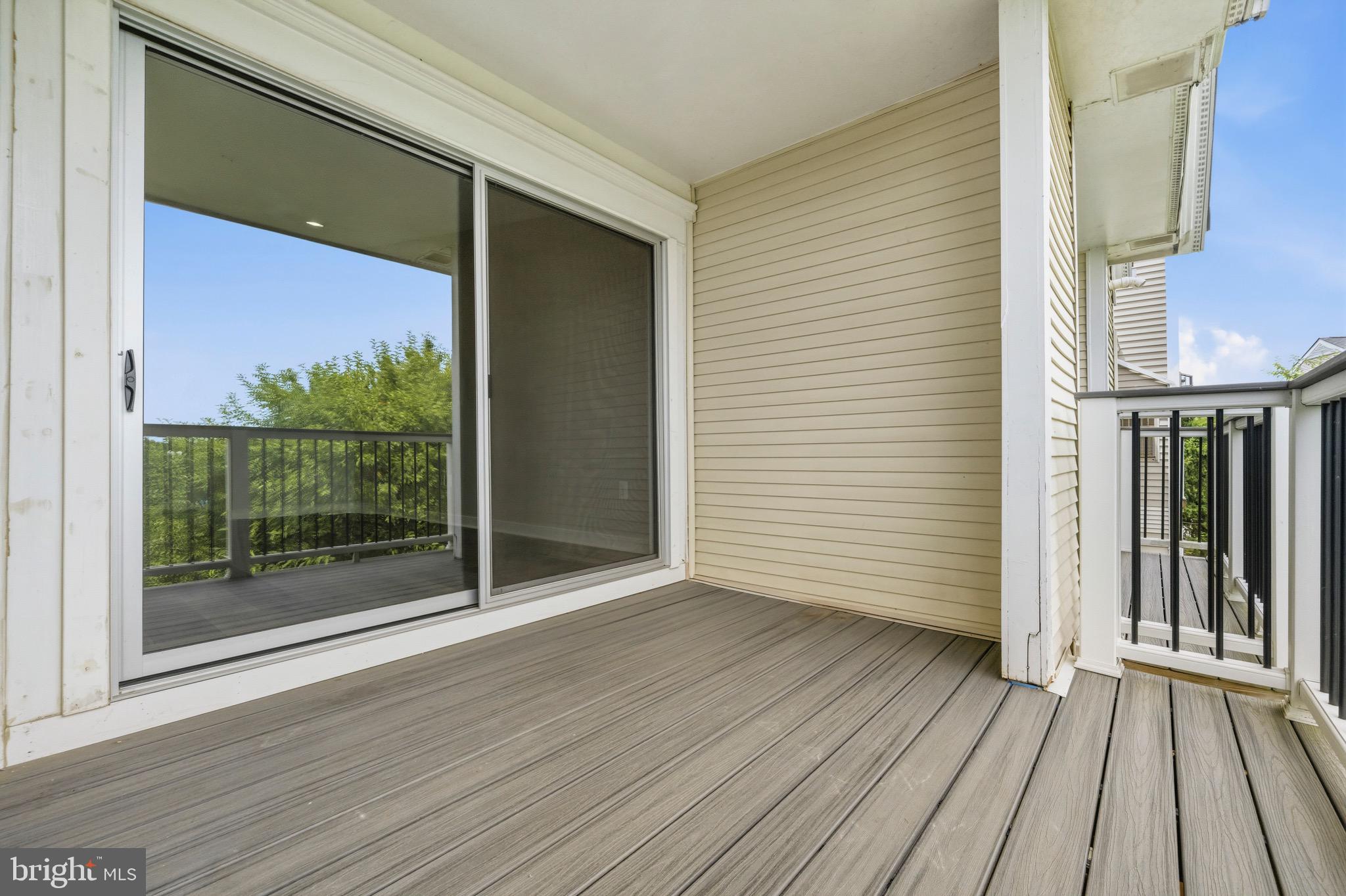 ASHBURN VILLAGE - Residential