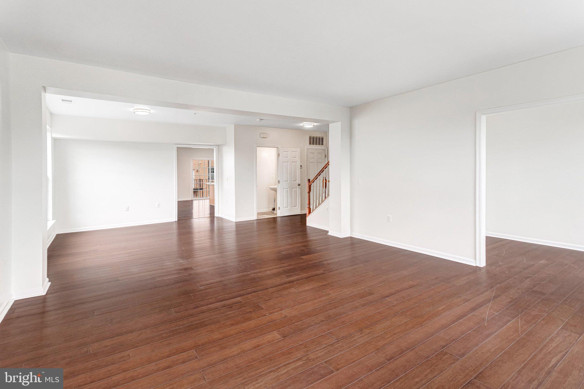 MARKET CENTER CONDOMINIUM - Residential