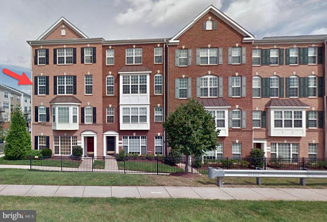 MARKET CENTER CONDOMINIUM - Residential