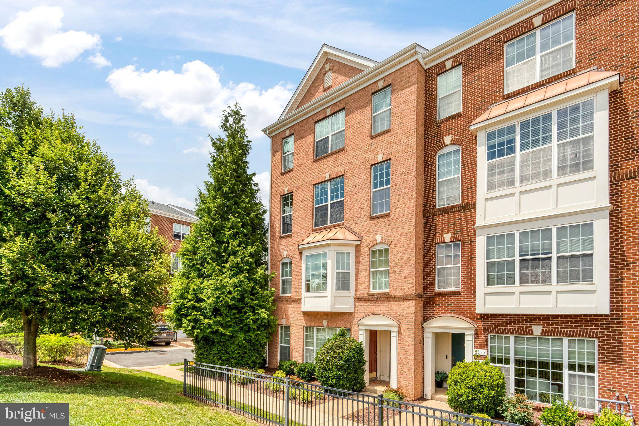 Rarely available end-unit townhome featuring a spacious and functional open-concept floor plan. The main level offers a bright and inviting living and dining area, complemented by a versatile flex space ideal for remote work, homeschooling, or a home office. A separate family room flows seamlessly into the kitchen and casual dining area, creating the perfect setting for everyday living and effortless entertaining.
Upstairs, you'll find three generously sized bedrooms, including a luxurious primary suite and two spacious secondary bedrooms. Recent updates include updated kitchen and baths, fresh paint, new carpet on upper level and LVP in main area. The home also offers abundant storage, large windows that fill the space with natural light, and beautiful views of the surrounding landscape and stunning sunsets.
Ideally located within a highly sought-after community served by top-rated schools, this home offers easy access to major commuter routes, abundant shopping, dining, and everyday conveniences. Enjoy the charm and small-town appeal of Haymarket, with its local restaurants, boutiques, parks, and community events just minutes away. This move-in-ready home perfectly blends comfort, style, and convenience.