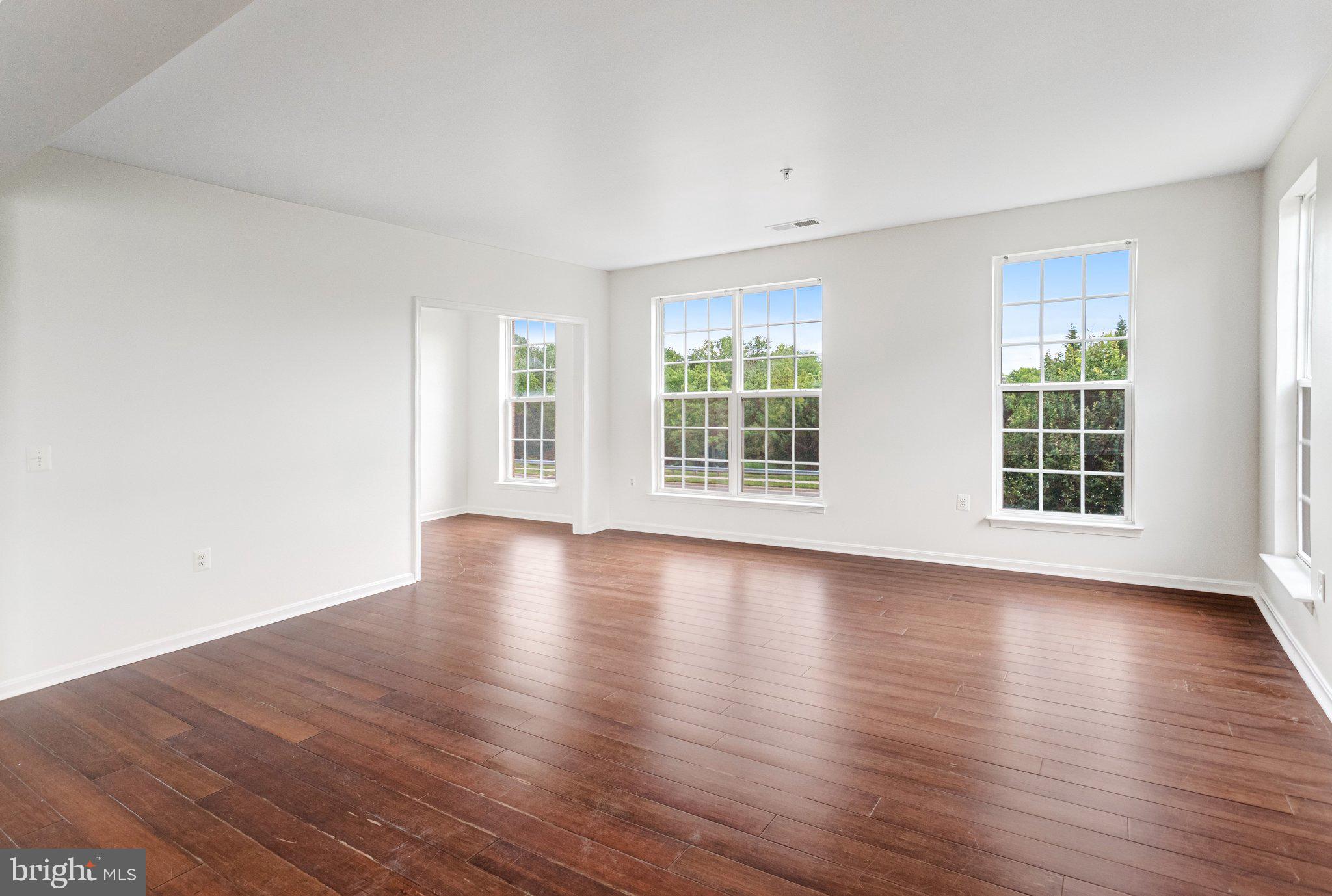 MARKET CENTER CONDOMINIUM - Residential