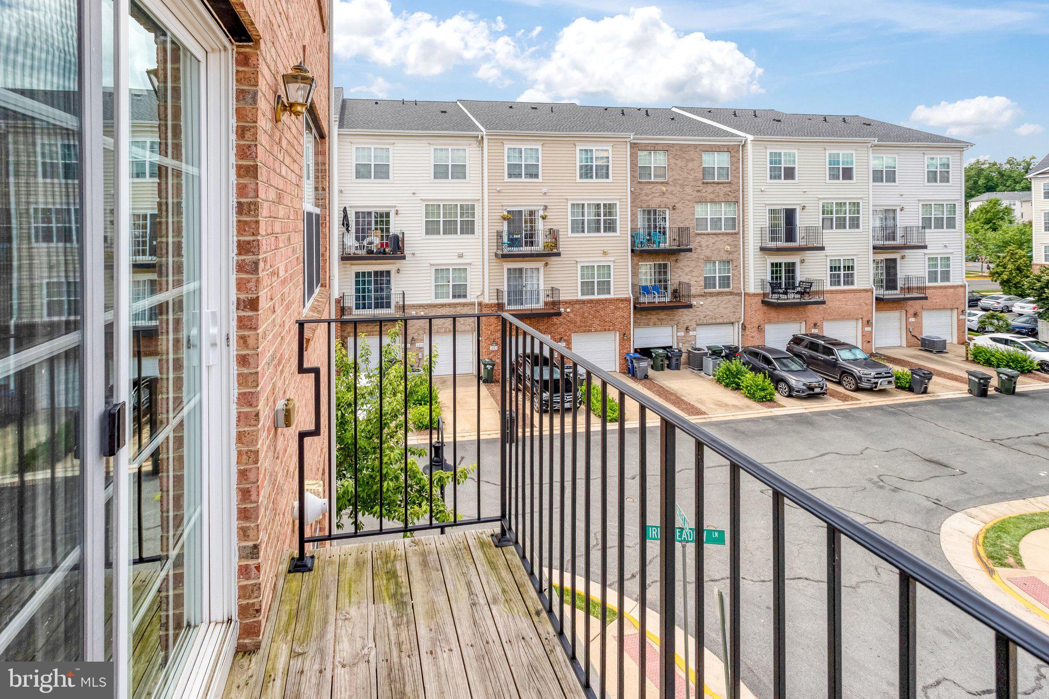 MARKET CENTER CONDOMINIUM - Residential