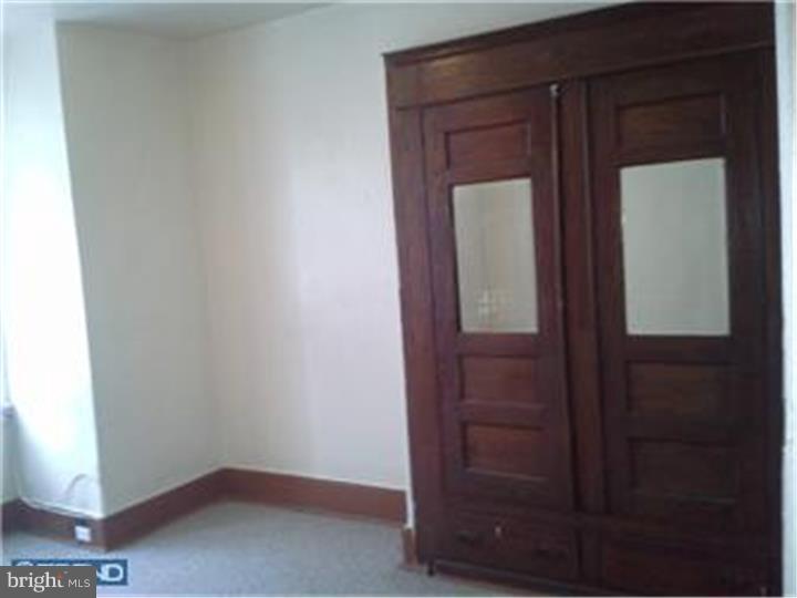 KENSINGTON - Residential
