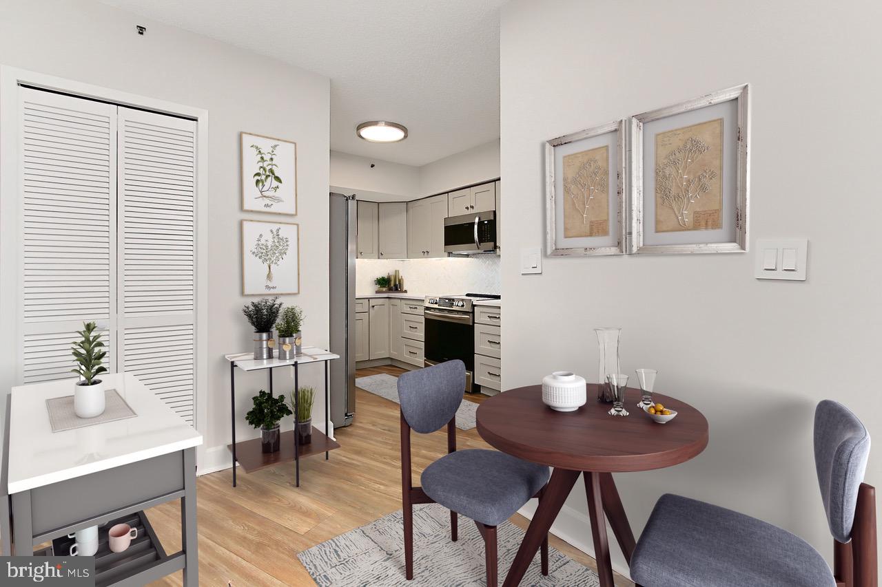 CRYSTAL GATEWAY - Residential