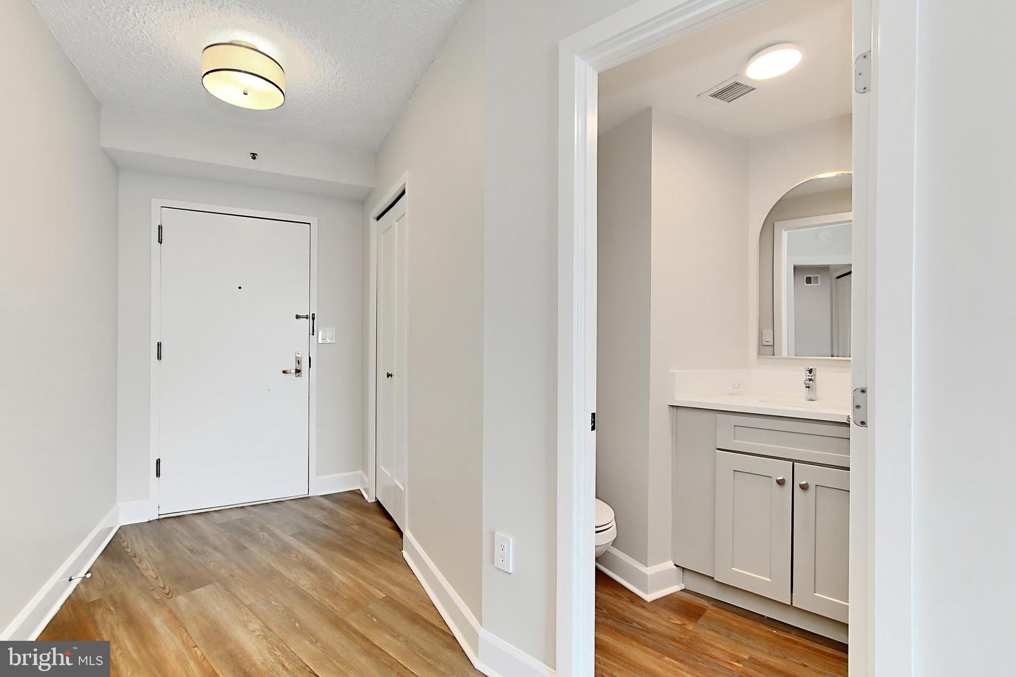 CRYSTAL GATEWAY - Residential