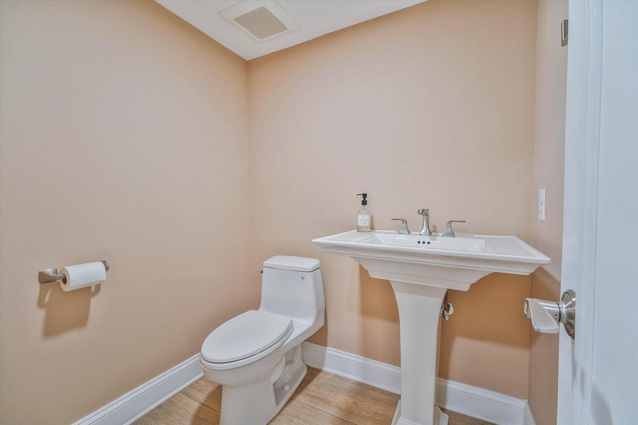 FRIENDSHIP HEIGHTS - Residential