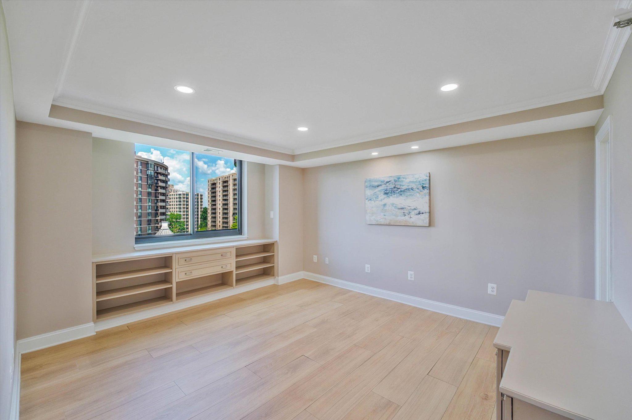FRIENDSHIP HEIGHTS - Residential