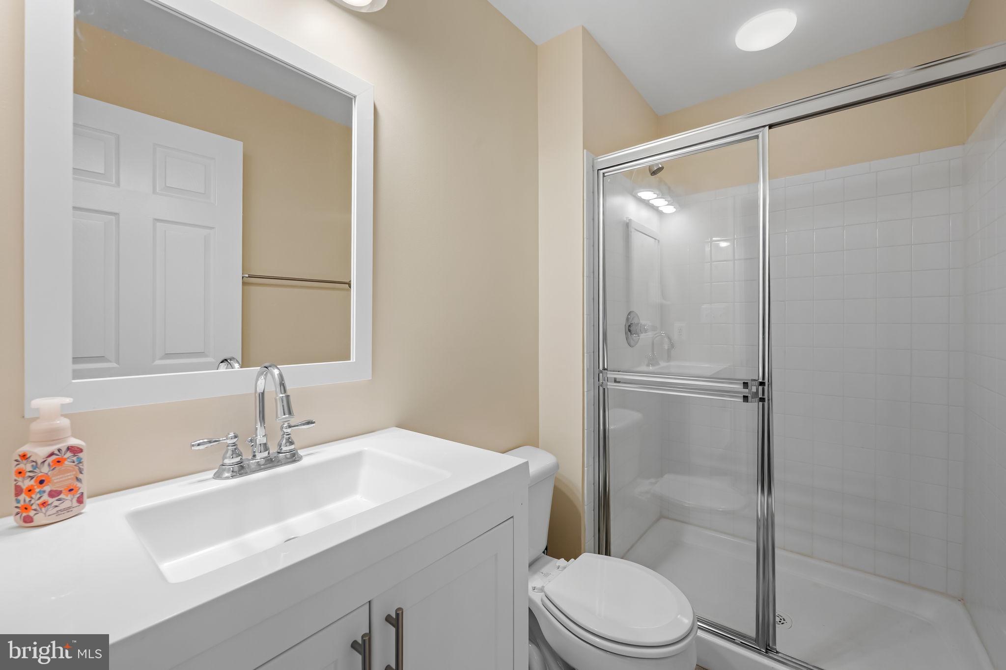 SEVEN OAKS - Residential