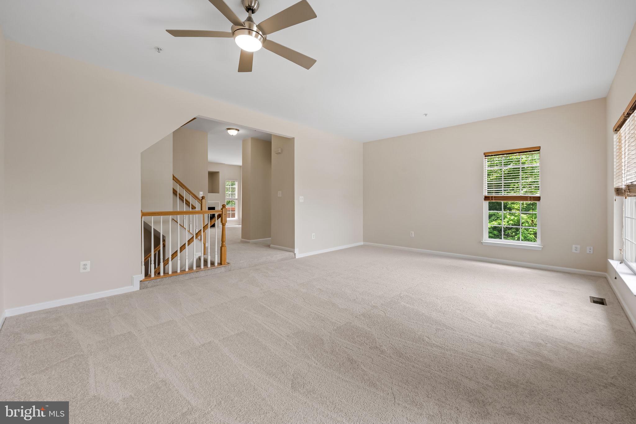 SEVEN OAKS - Residential