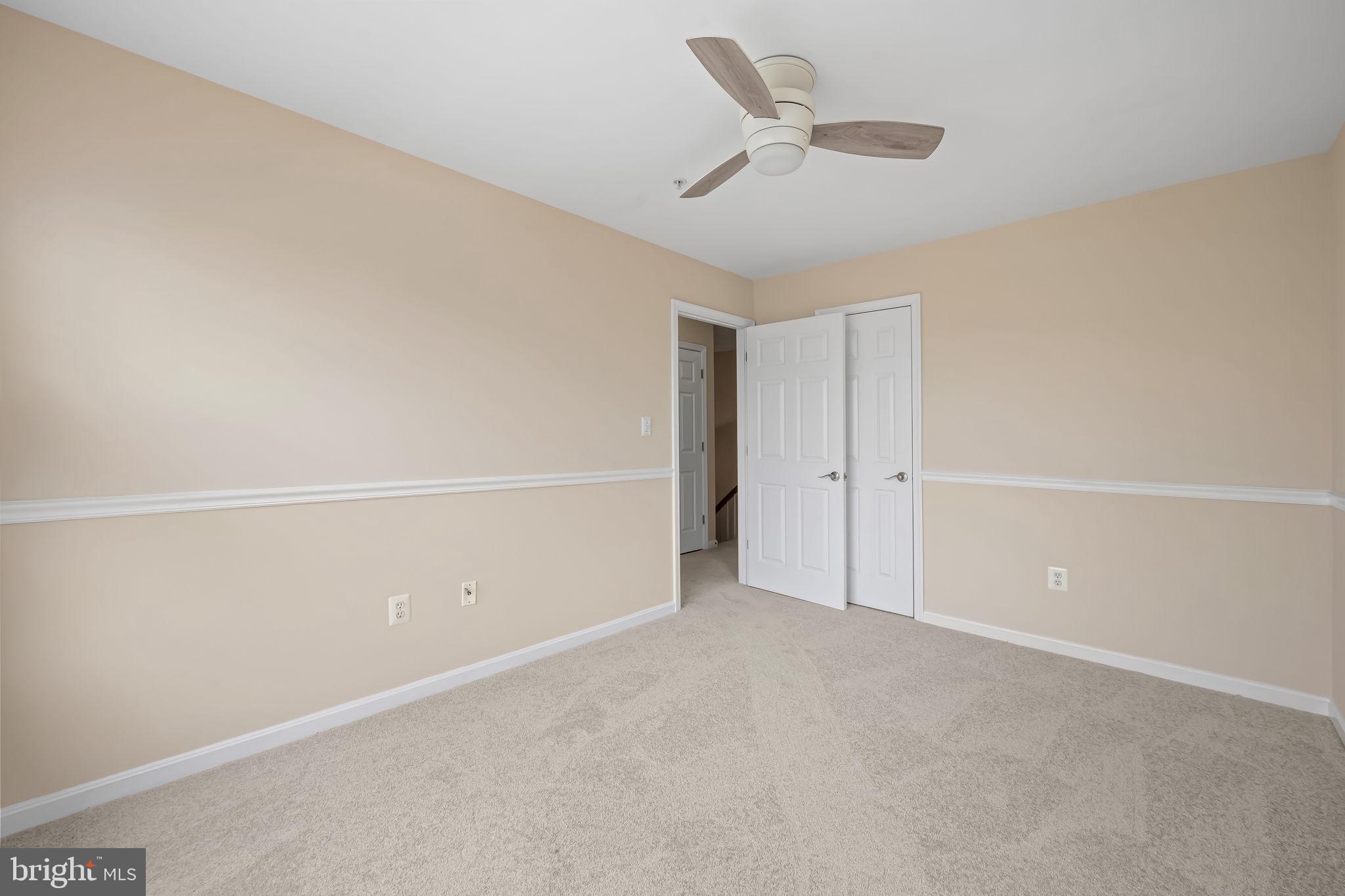 SEVEN OAKS - Residential