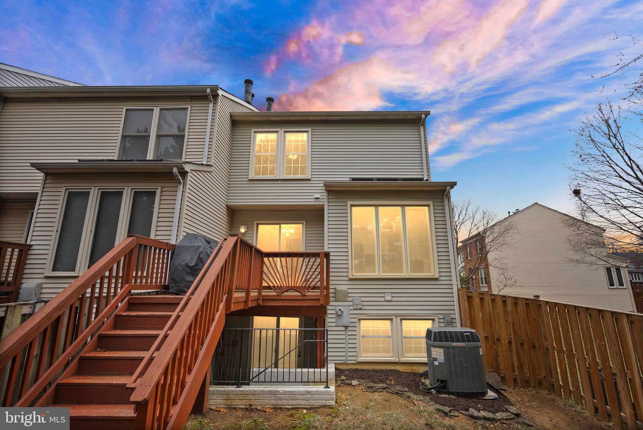 KINGSTOWNE - Residential