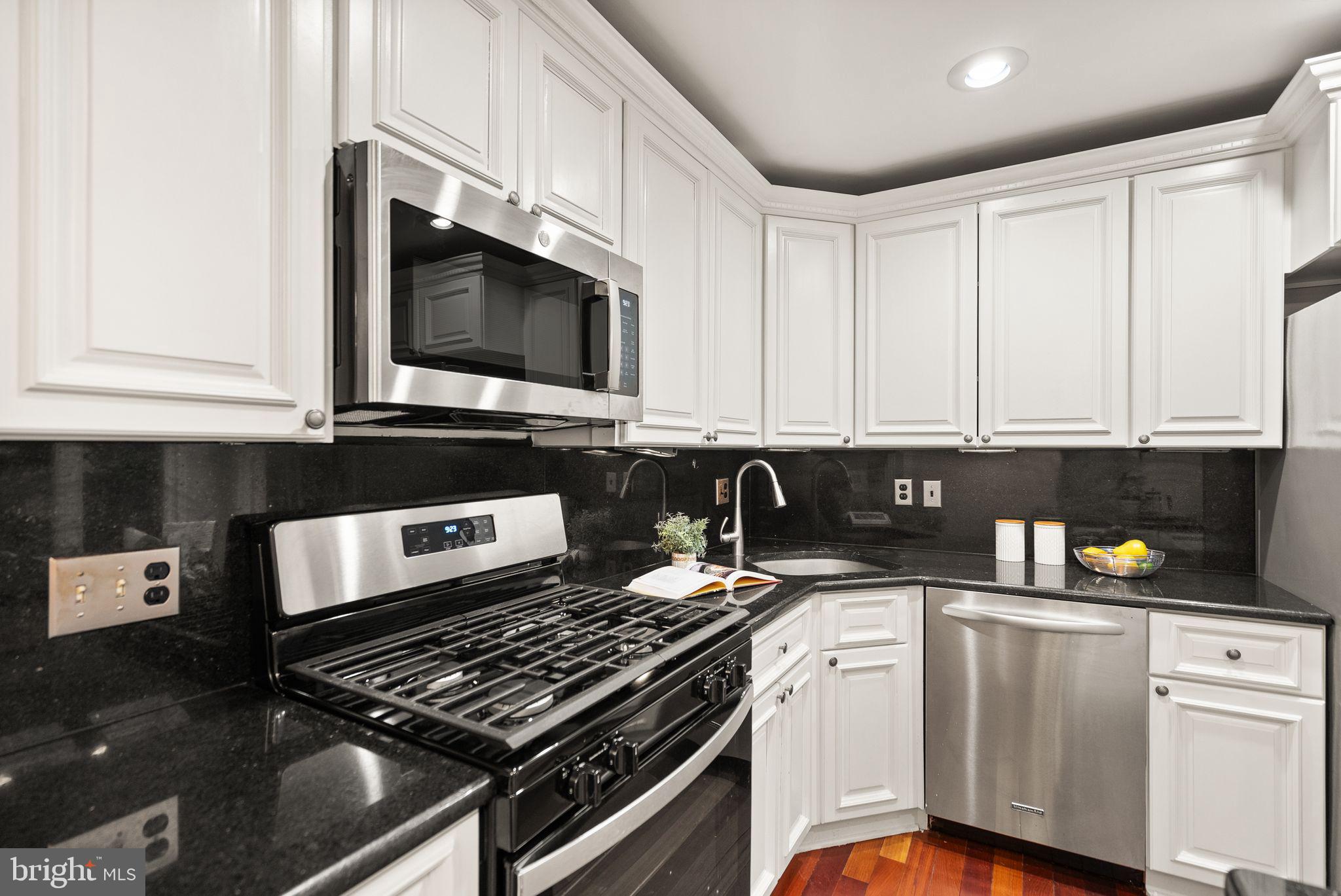 KINGSTOWNE - Residential