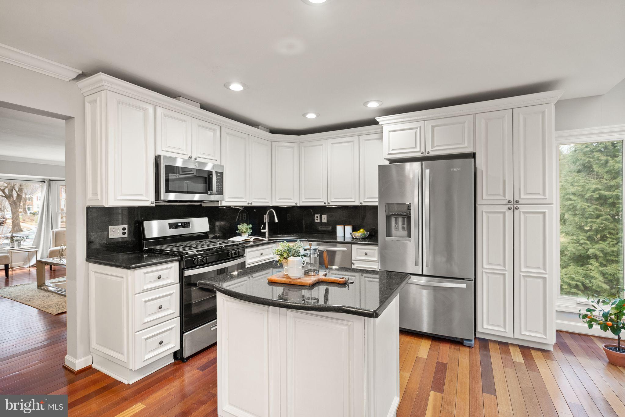 KINGSTOWNE - Residential