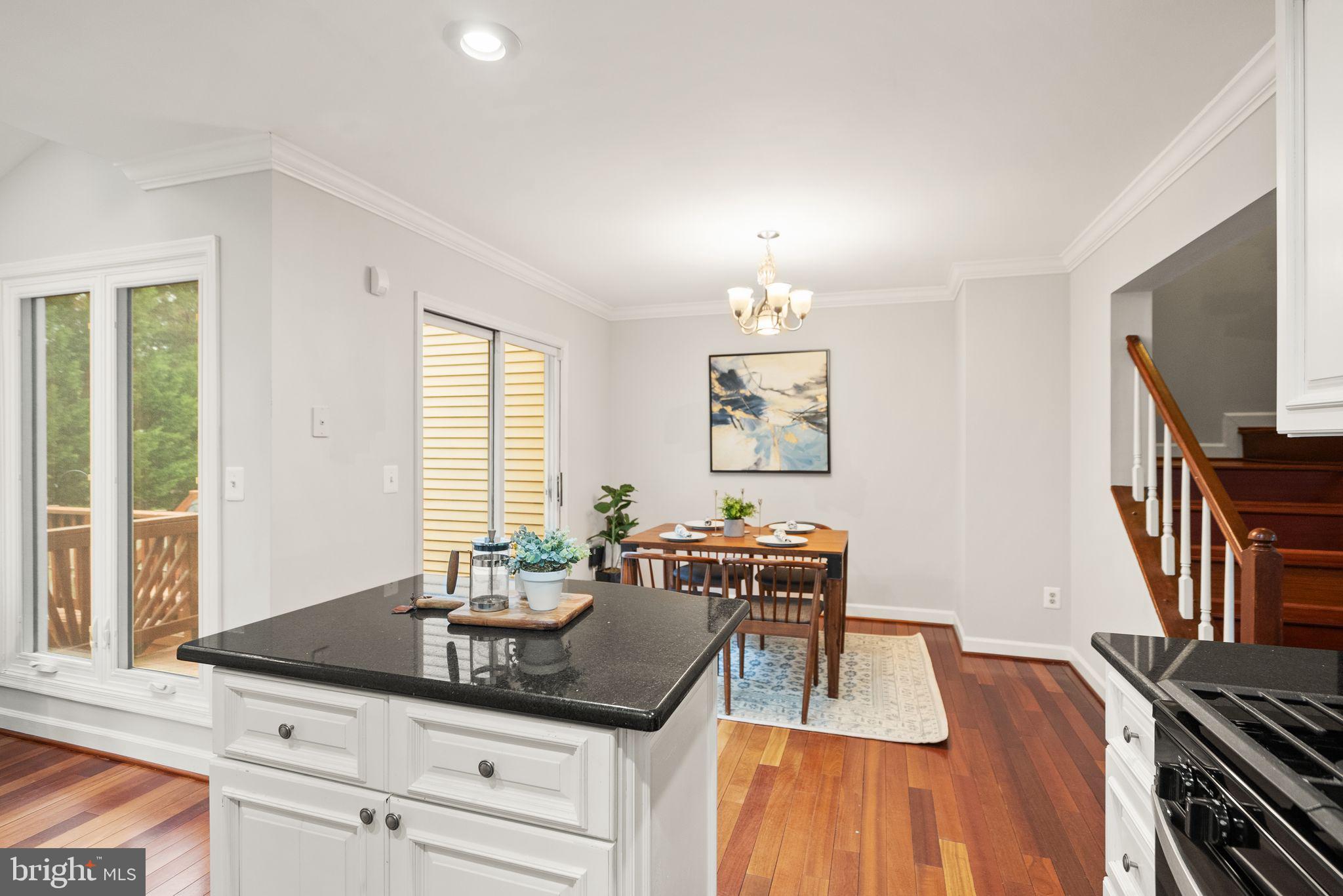 KINGSTOWNE - Residential