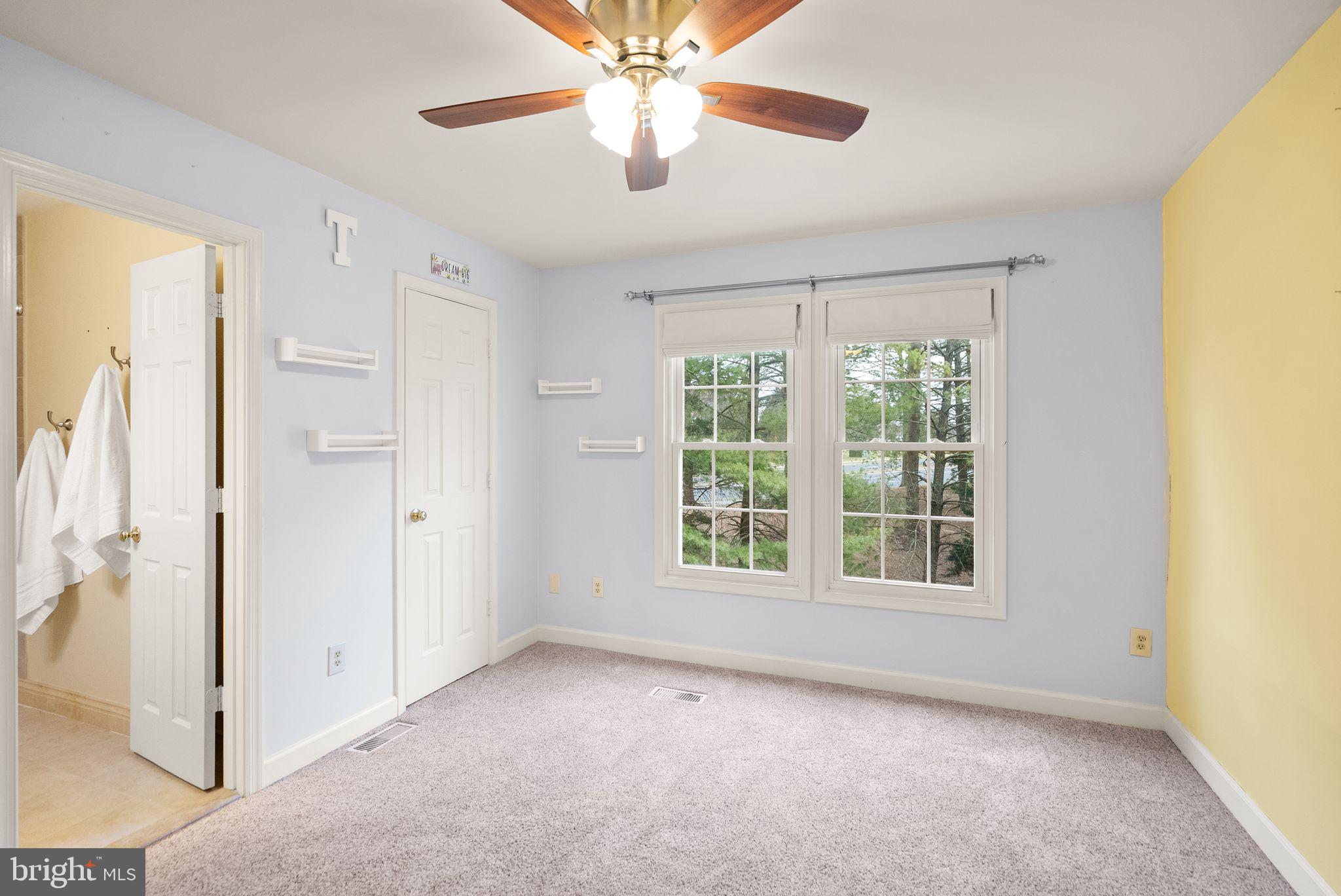 KINGSTOWNE - Residential