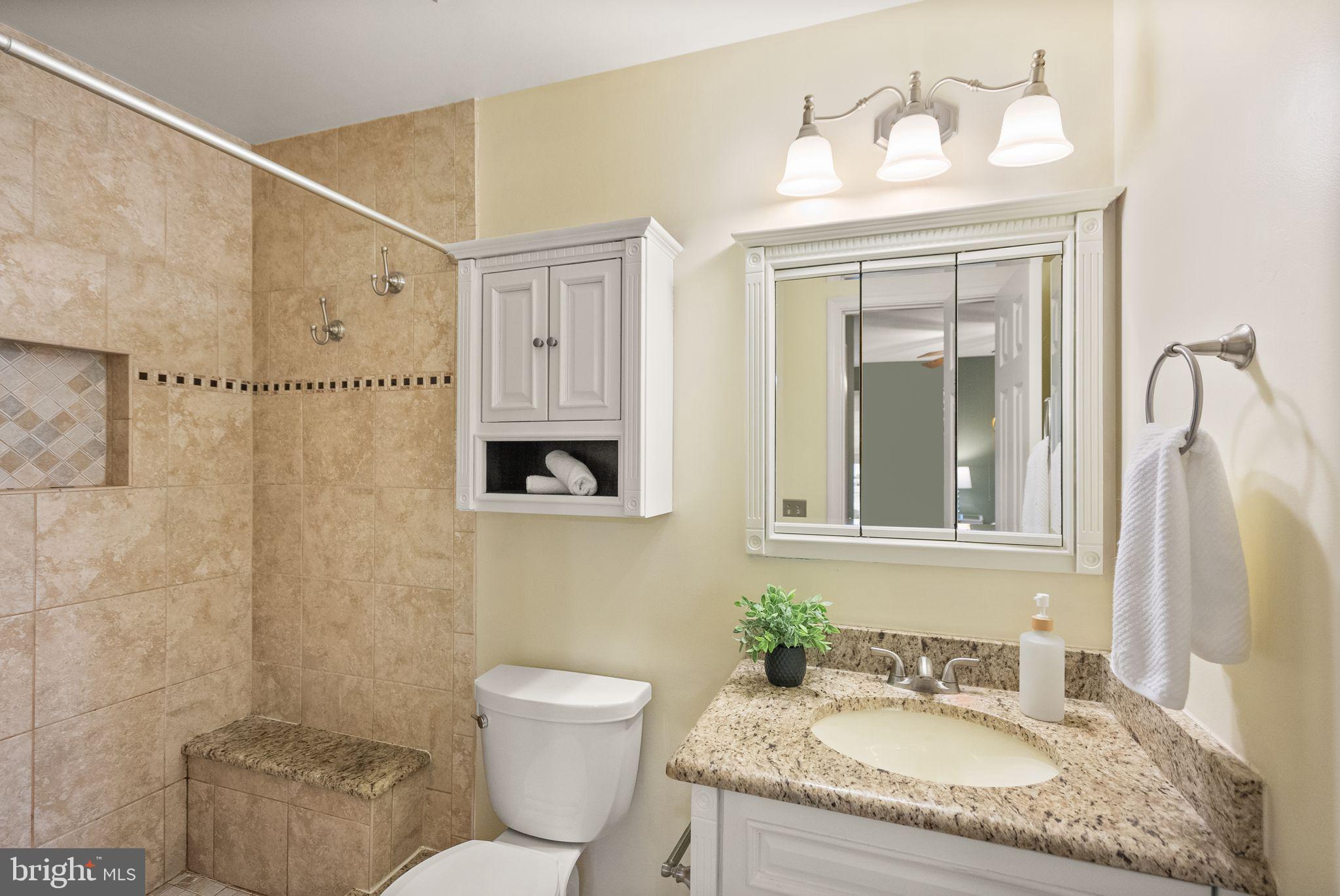 KINGSTOWNE - Residential