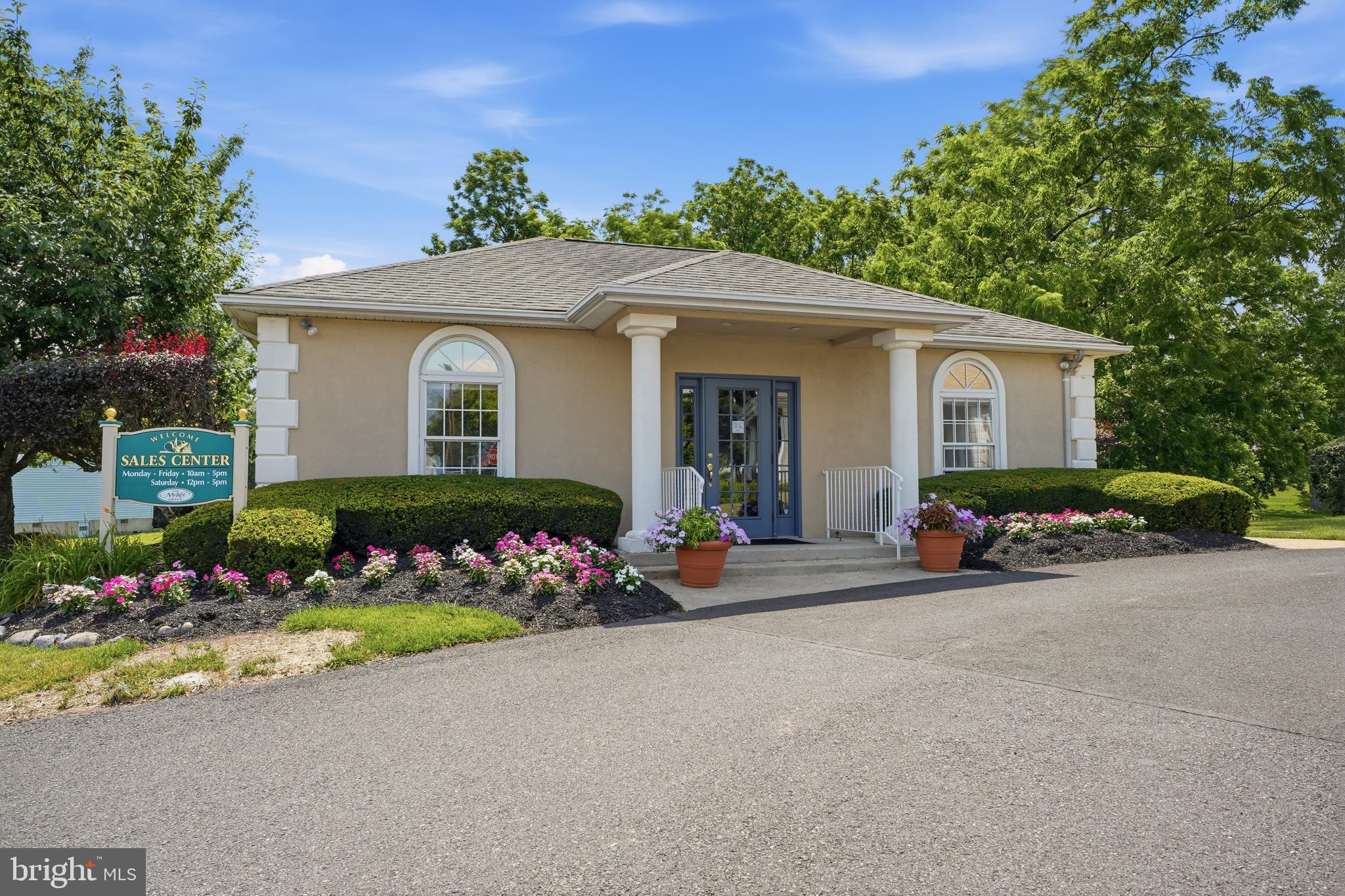 BUCKINGHAM SPRINGS - Residential