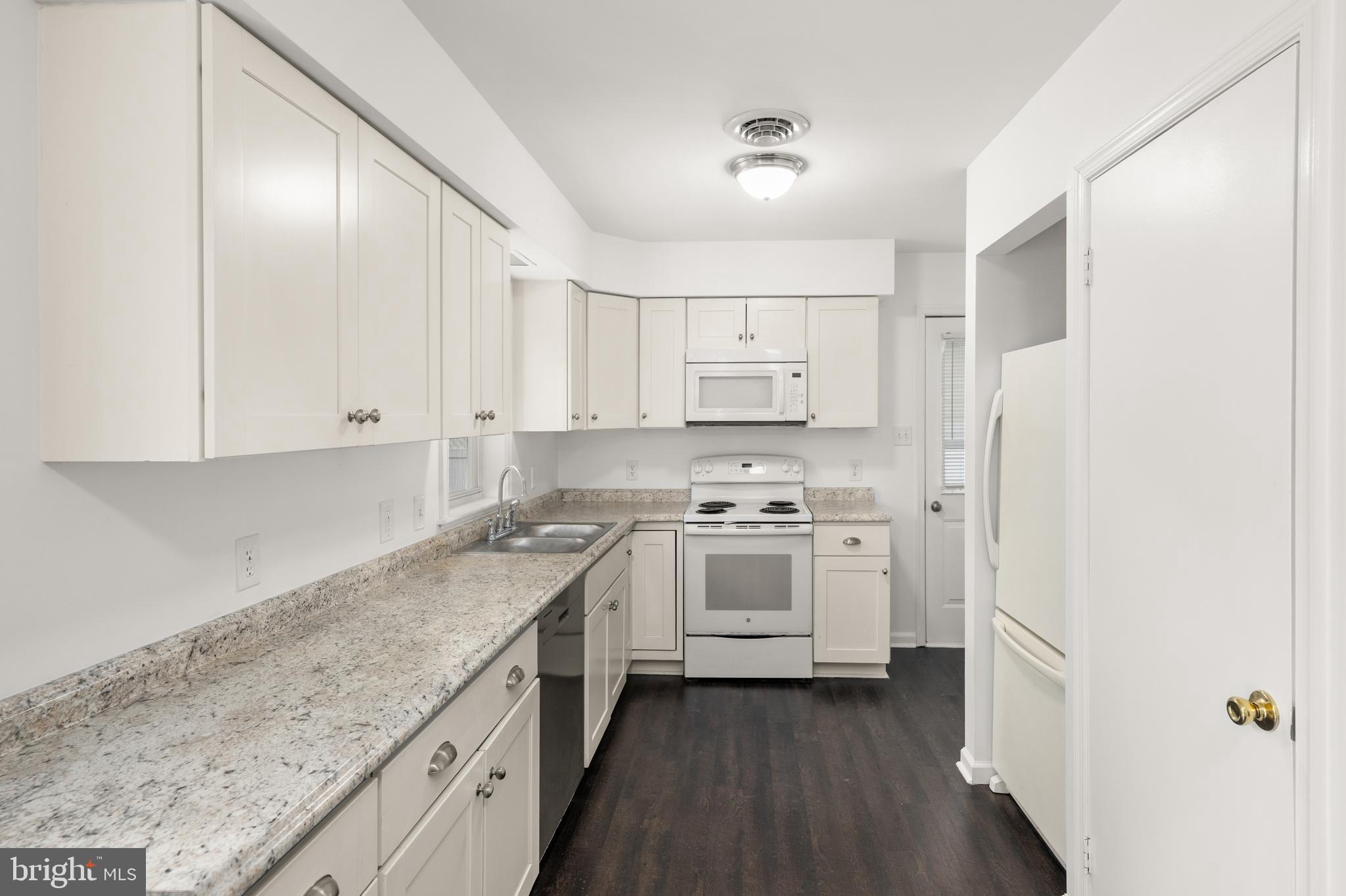 LOCHWOOD - Residential