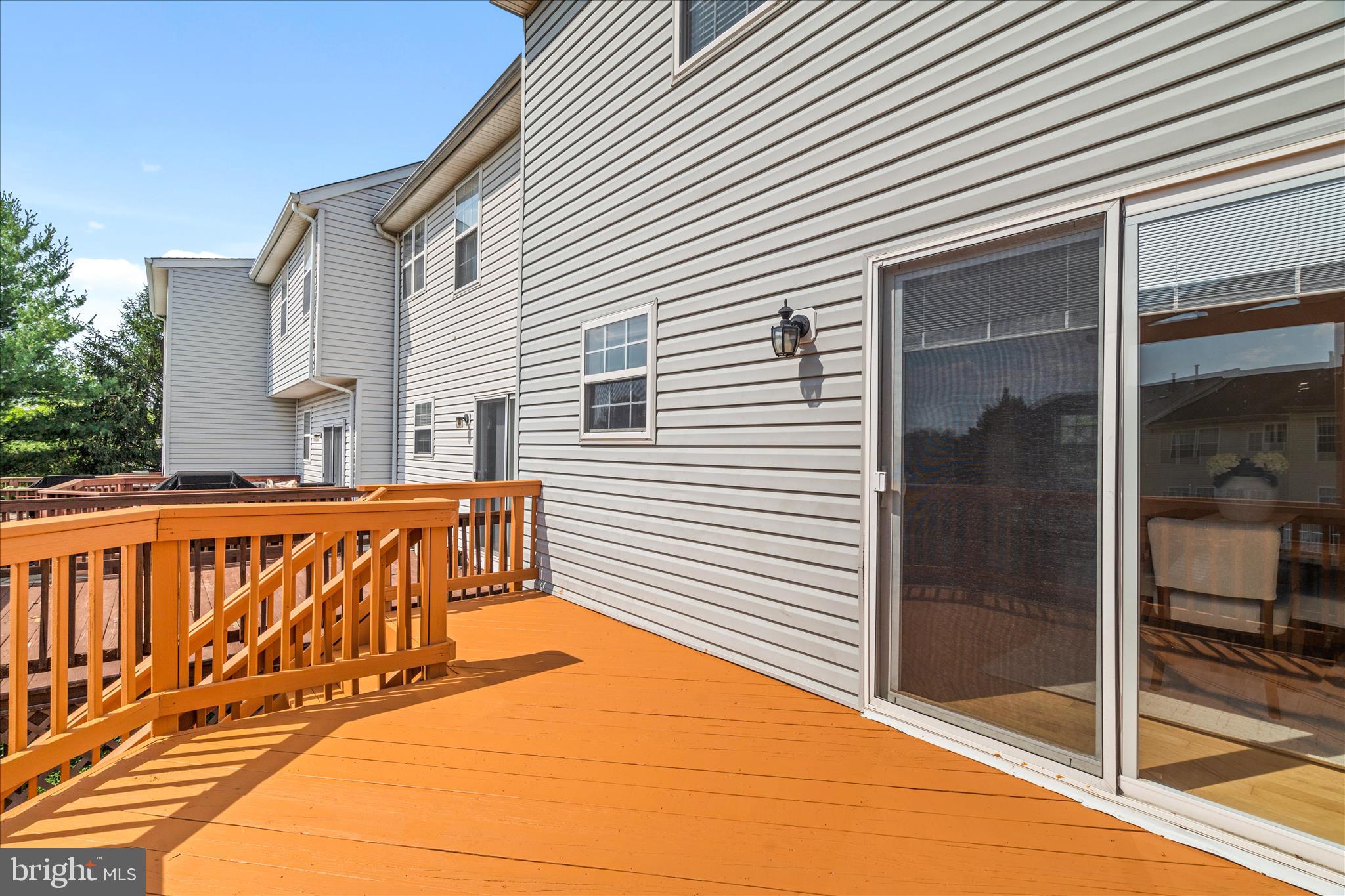 WELLINGTON TRACE - Residential