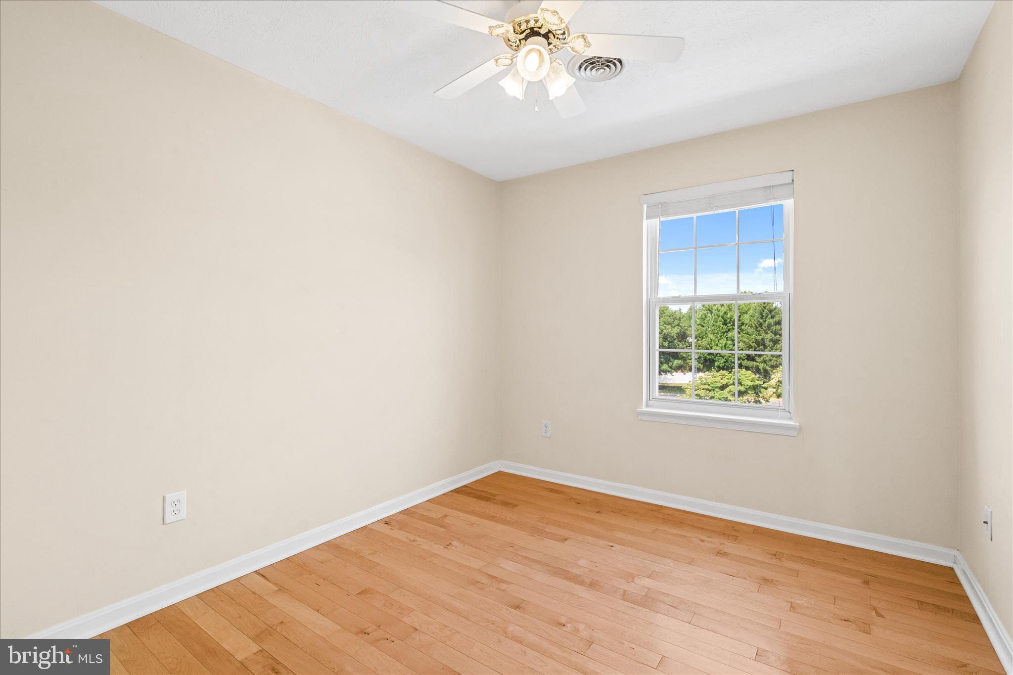 WELLINGTON TRACE - Residential