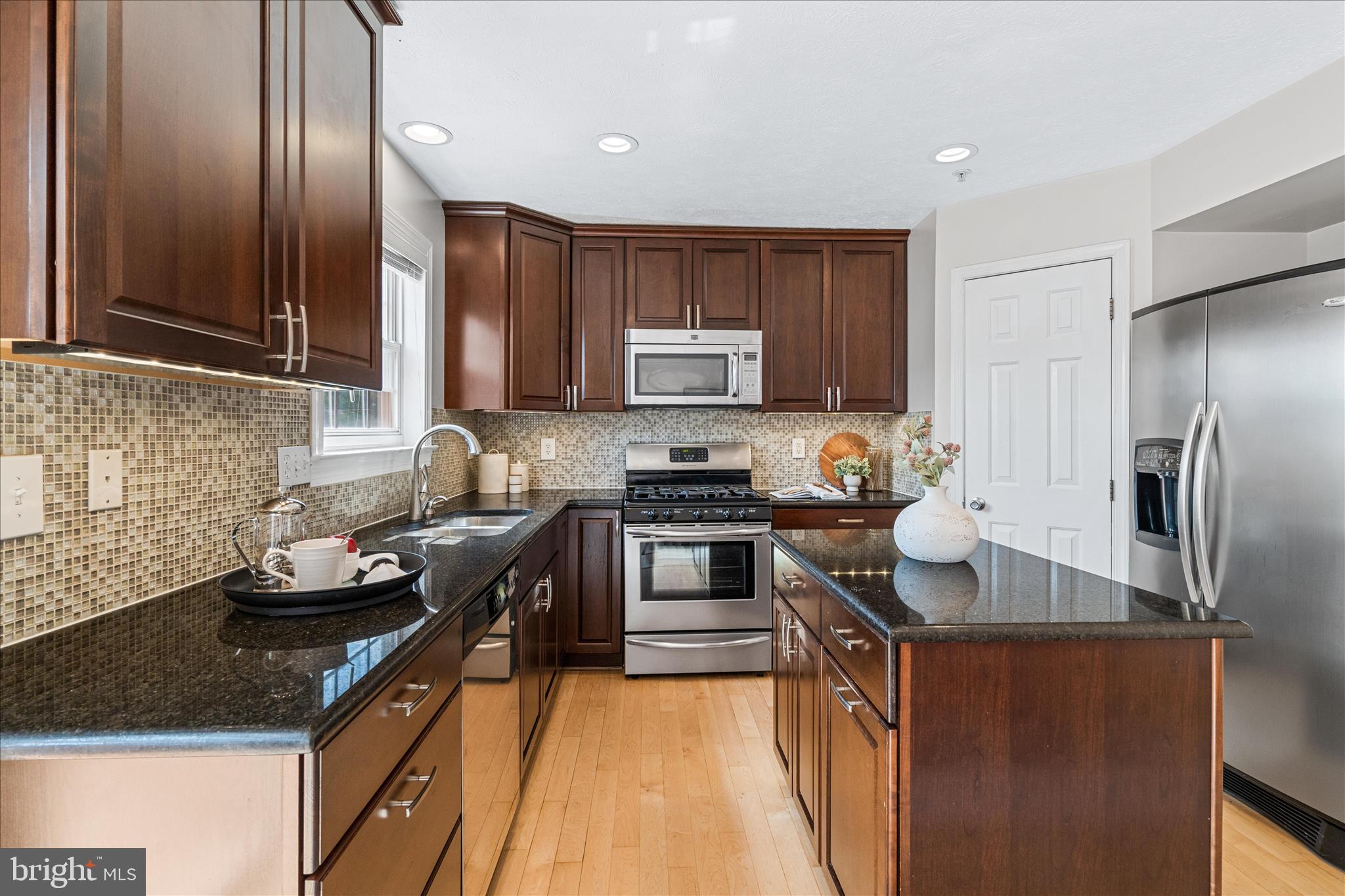 WELLINGTON TRACE - Residential