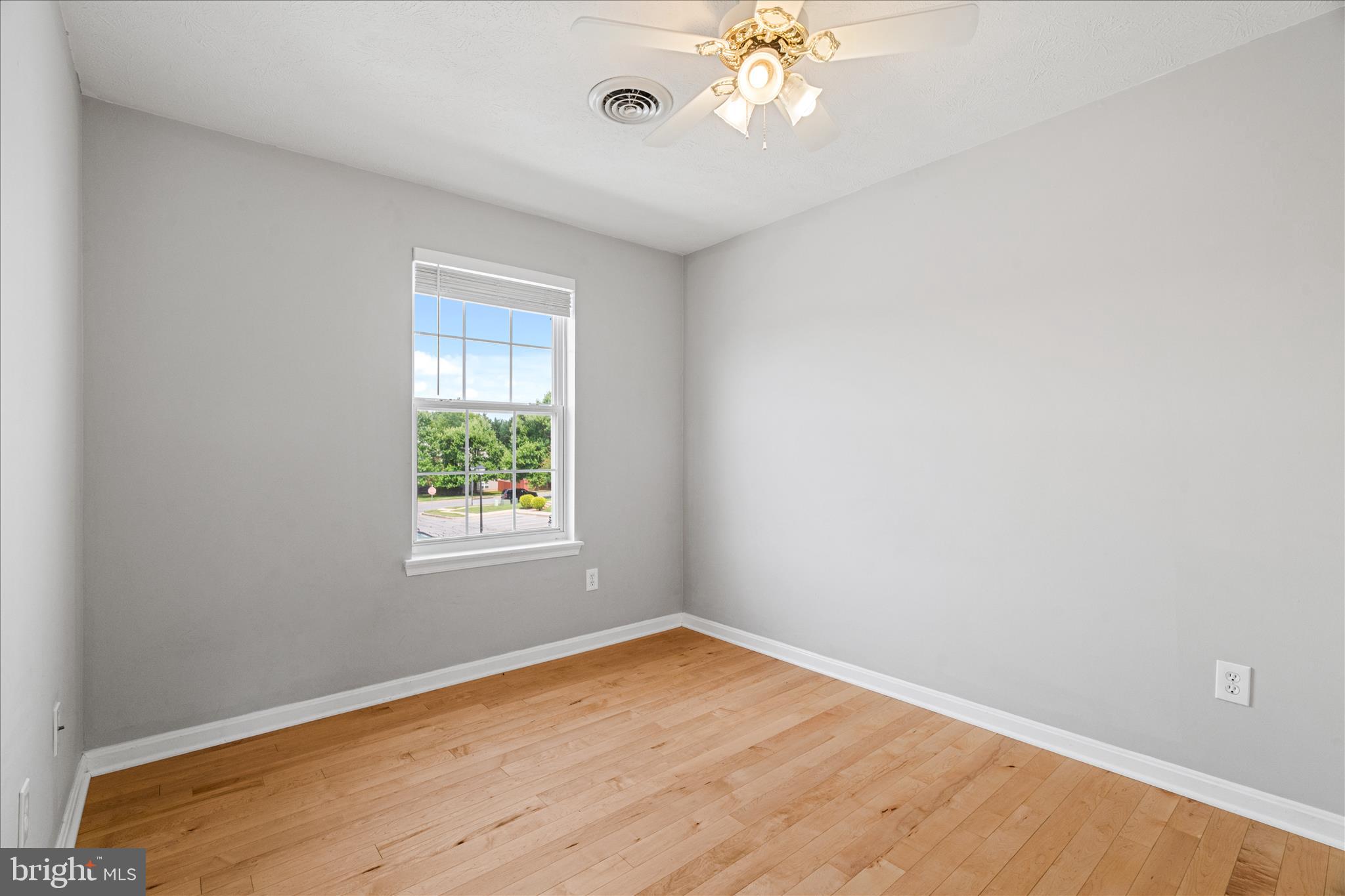WELLINGTON TRACE - Residential