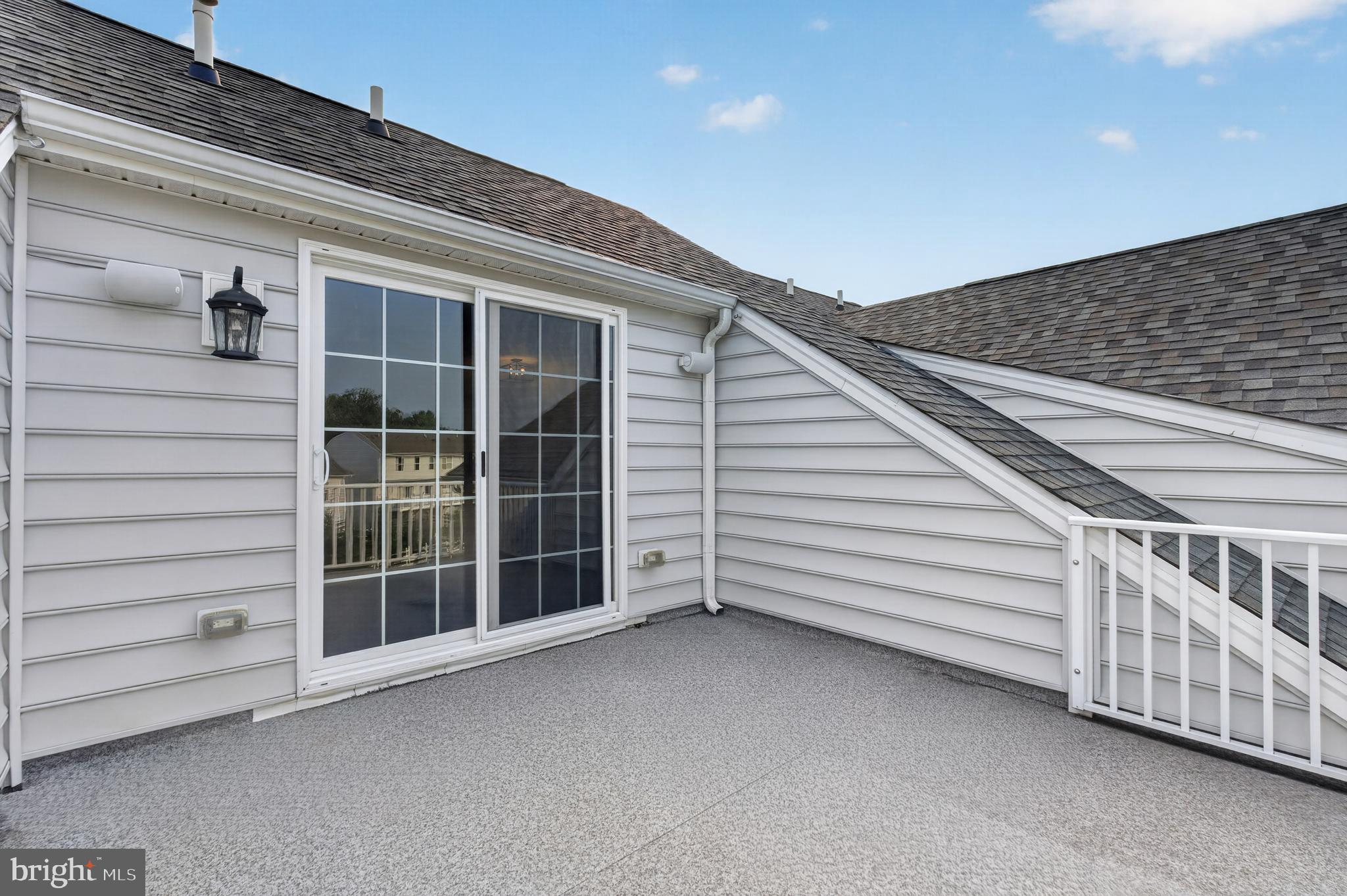 SPRING OAK - Residential