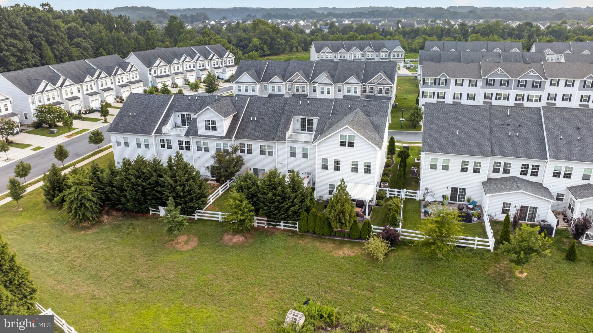 SPRING OAK - Residential