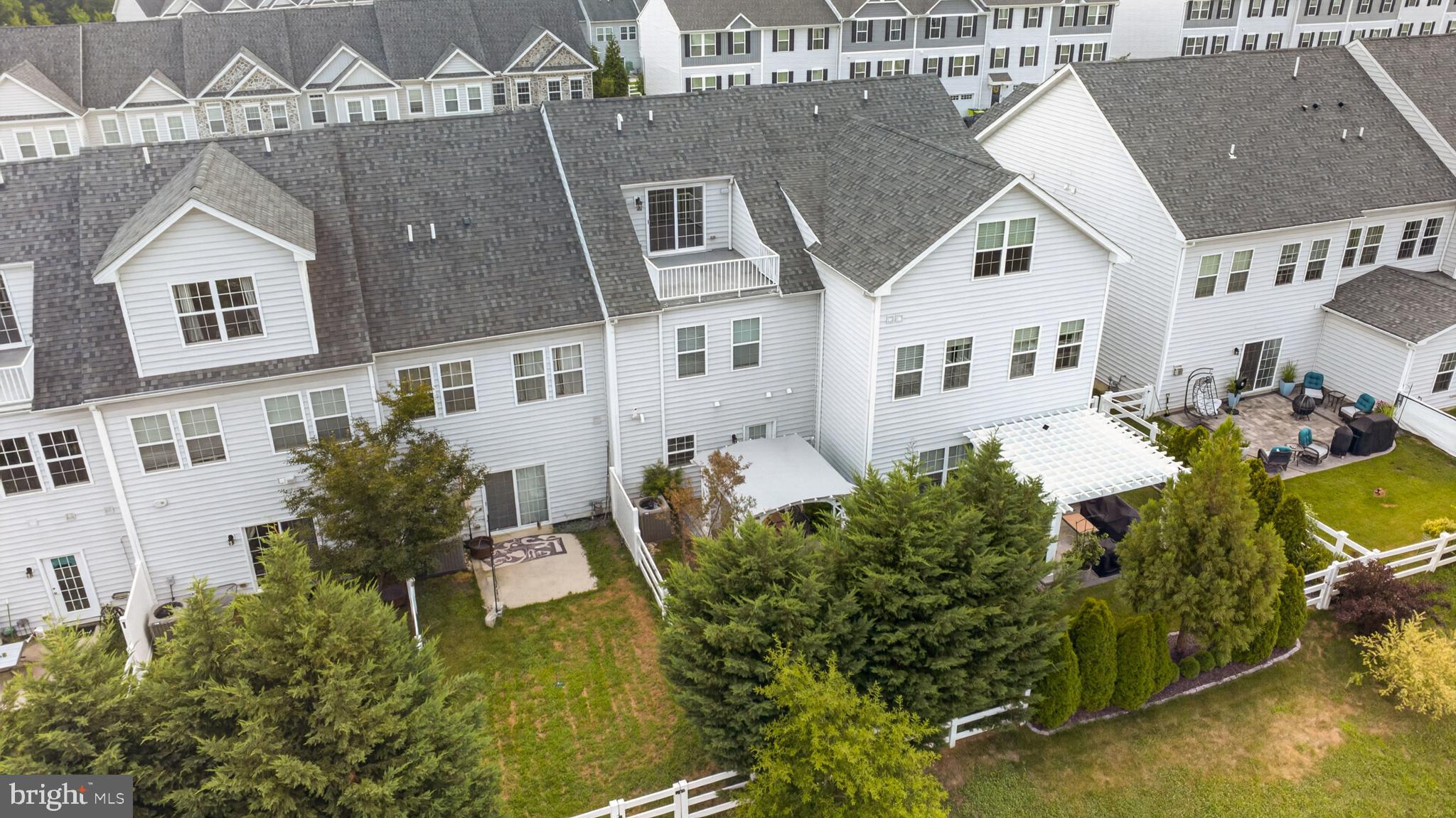 SPRING OAK - Residential