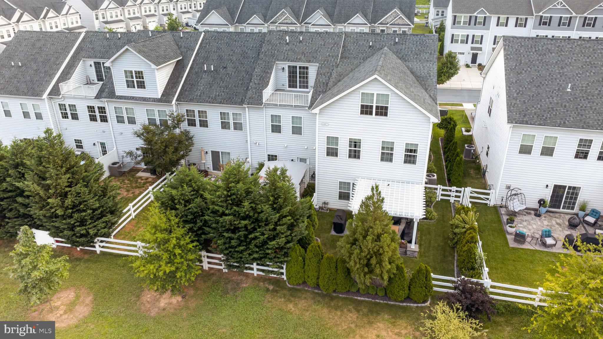 SPRING OAK - Residential