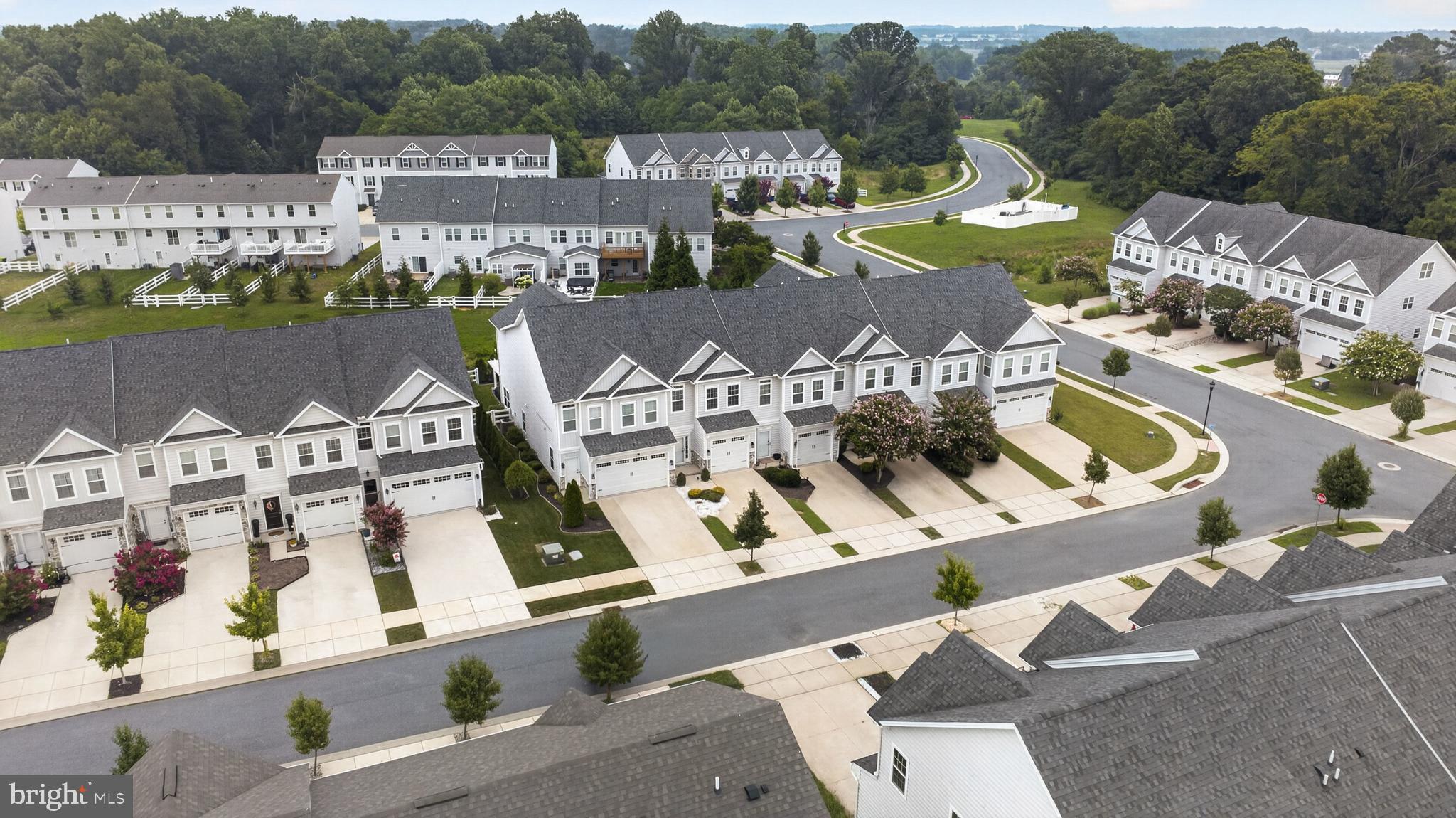 SPRING OAK - Residential