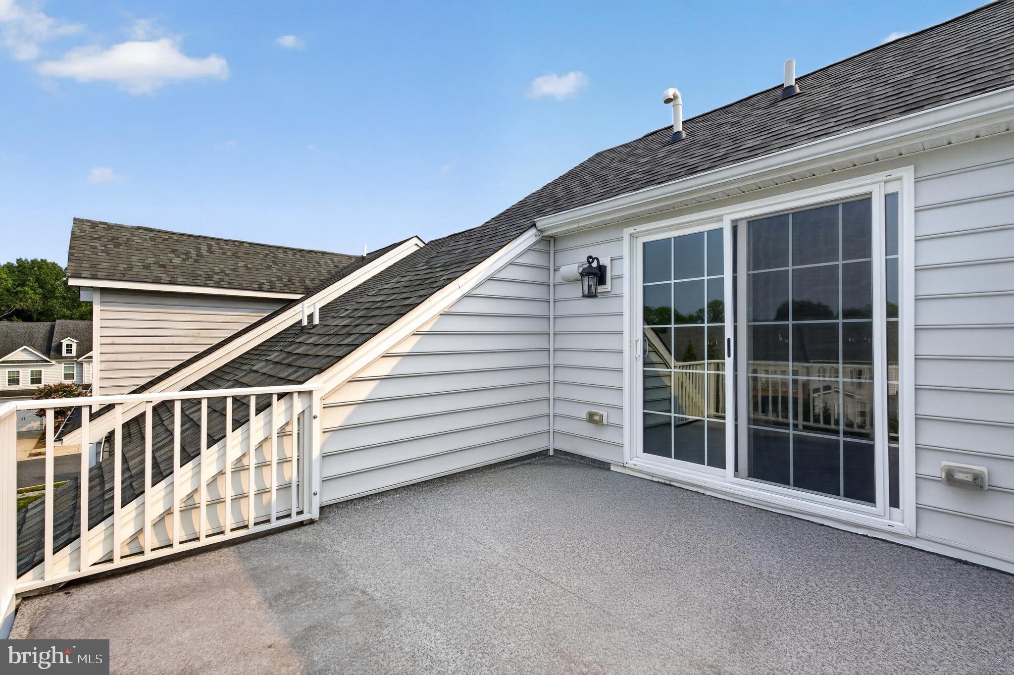 SPRING OAK - Residential