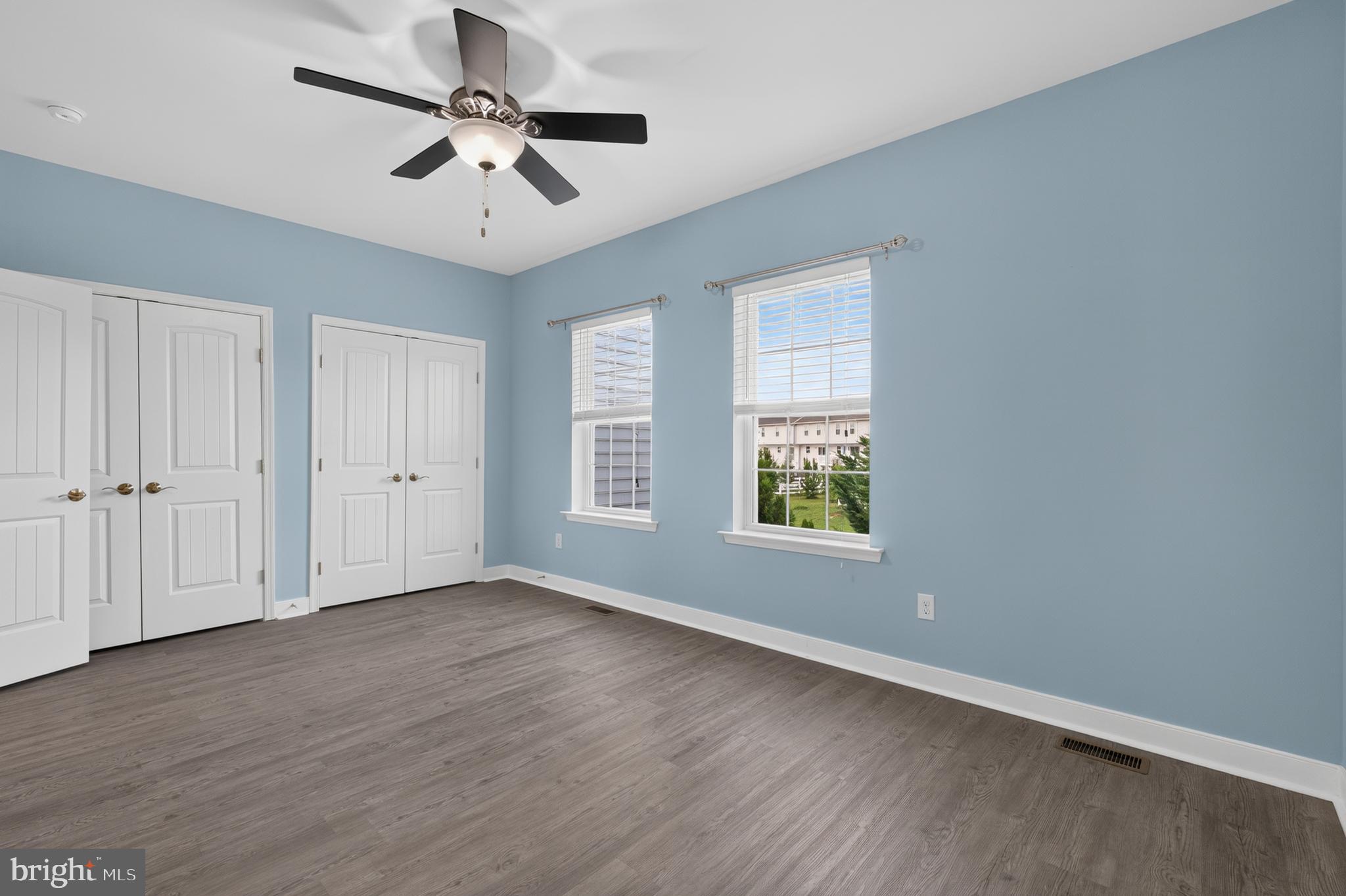 SPRING OAK - Residential