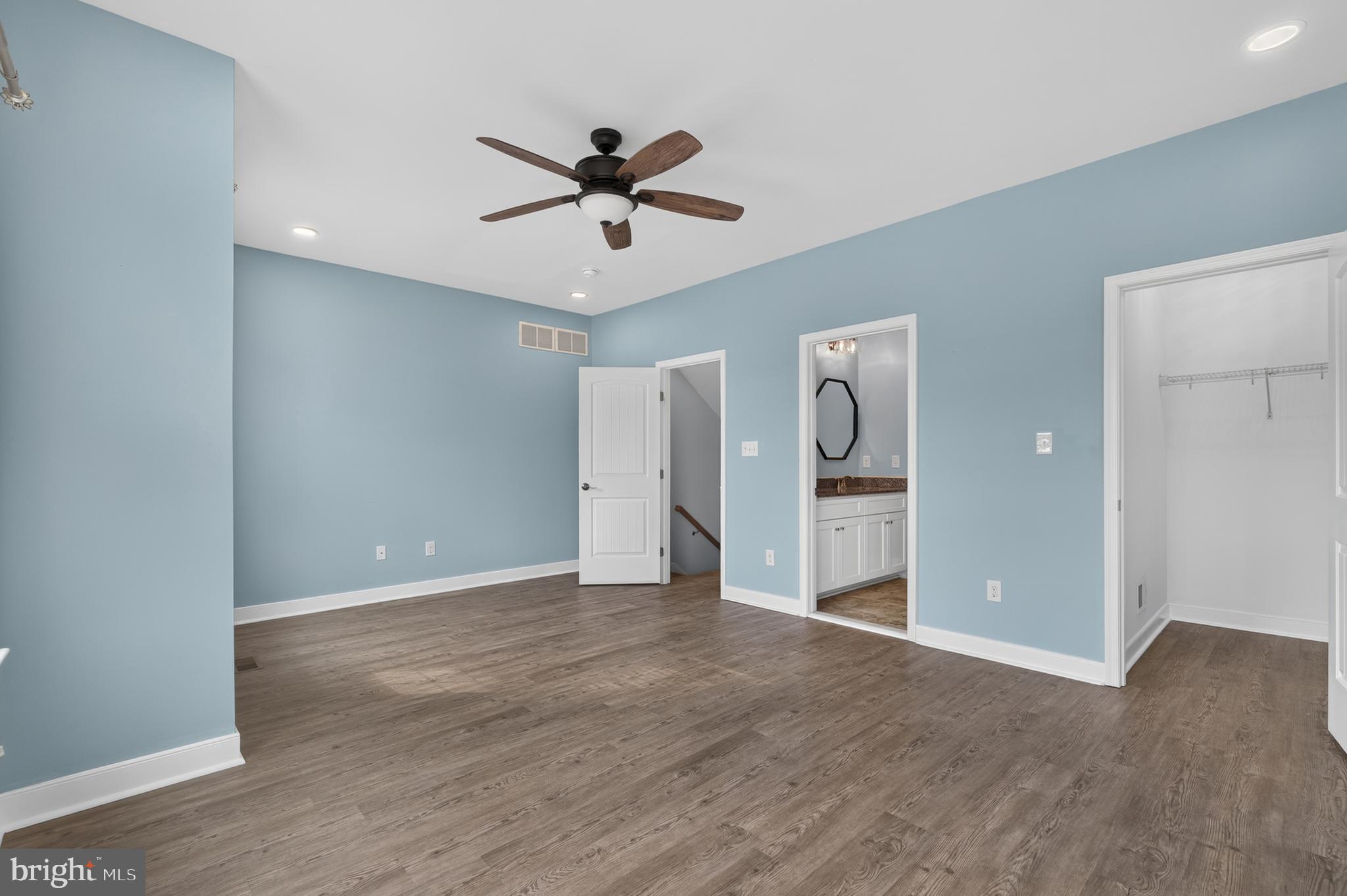 SPRING OAK - Residential