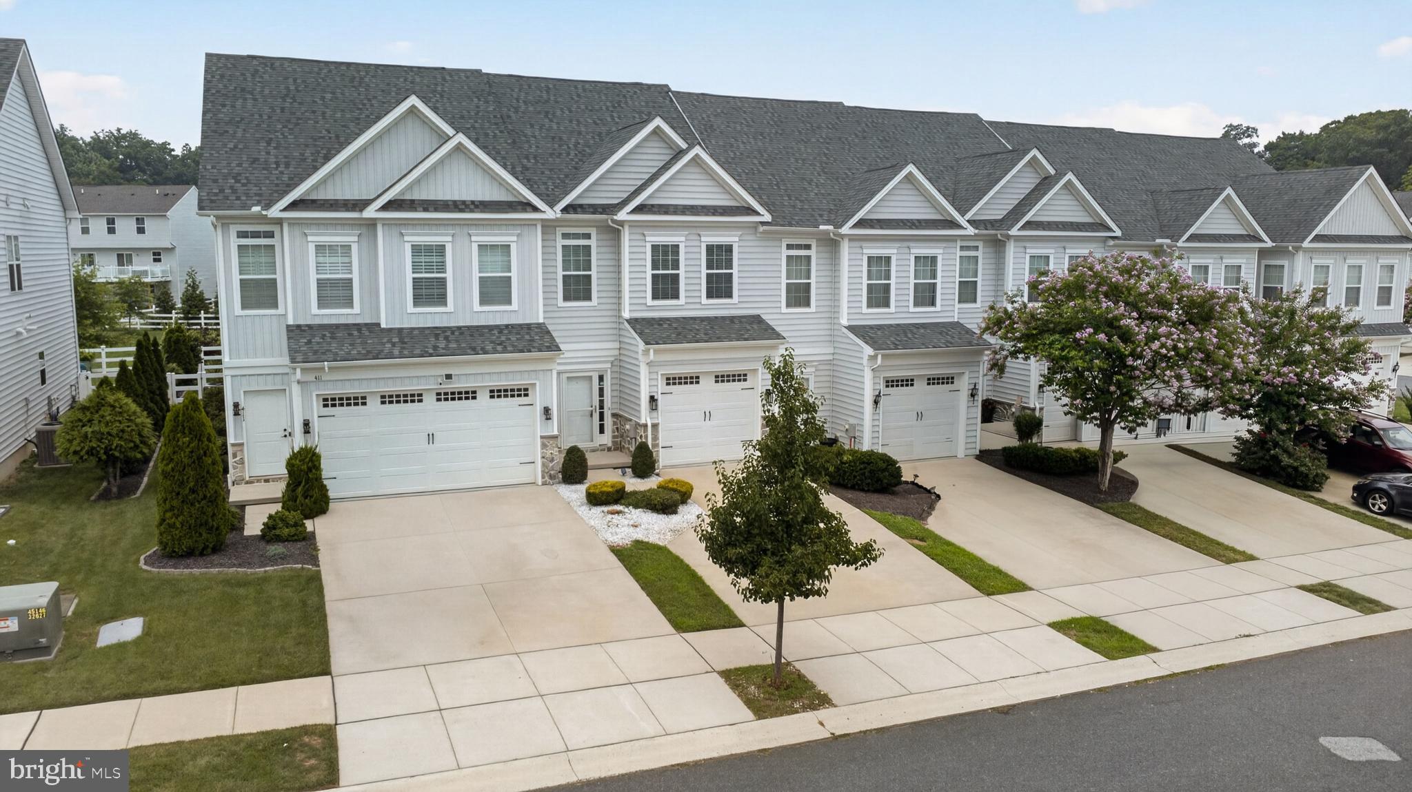 SPRING OAK - Residential