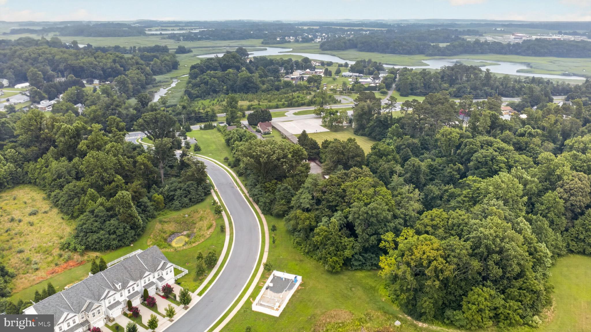 SPRING OAK - Residential